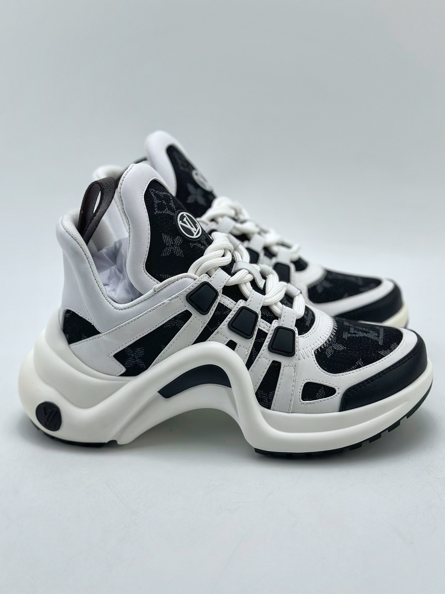 550 Louis Vuitton Archlight Sneakers LV Archlight 老爹鞋