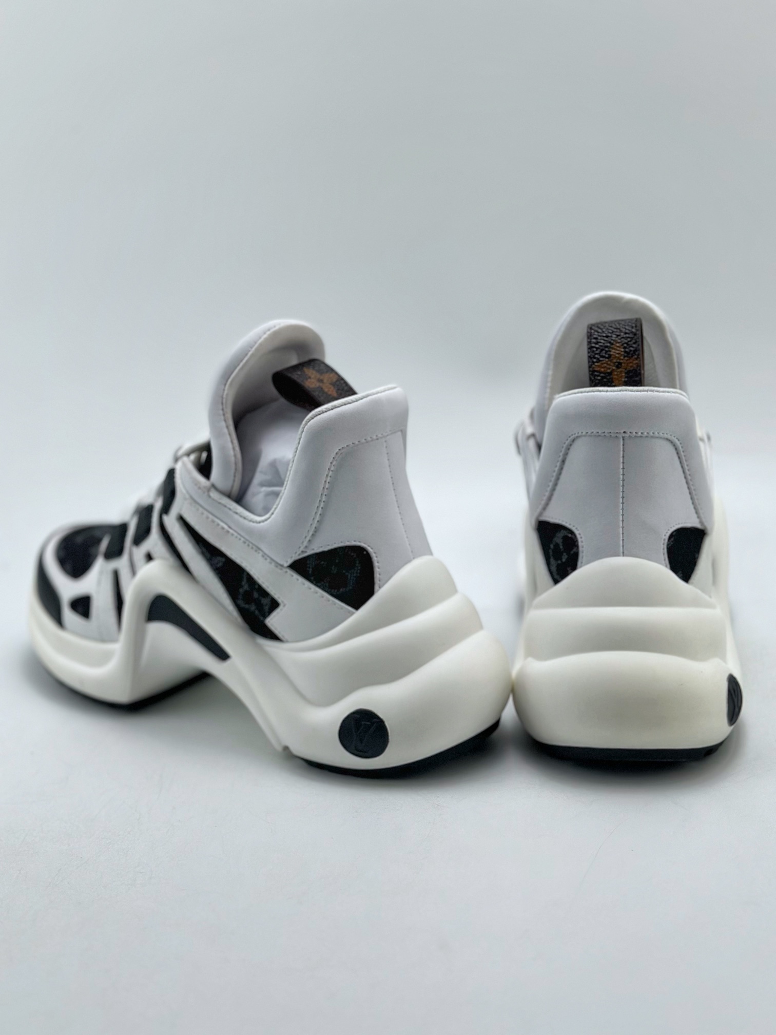 550 Louis Vuitton Archlight Sneakers LV Archlight 老爹鞋