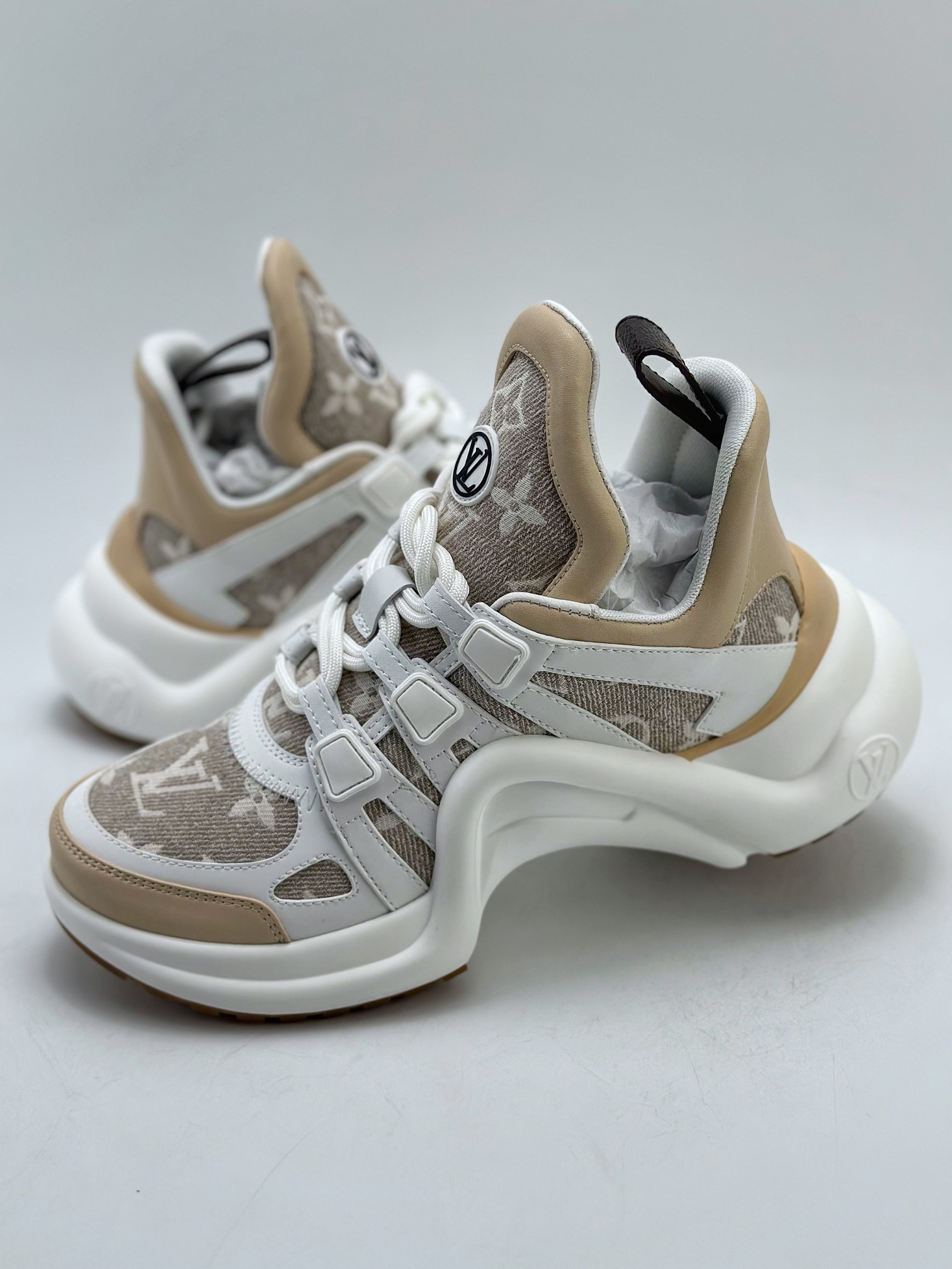 550 Louis Vuitton Archlight Sneakers LV Archlight 老爹鞋