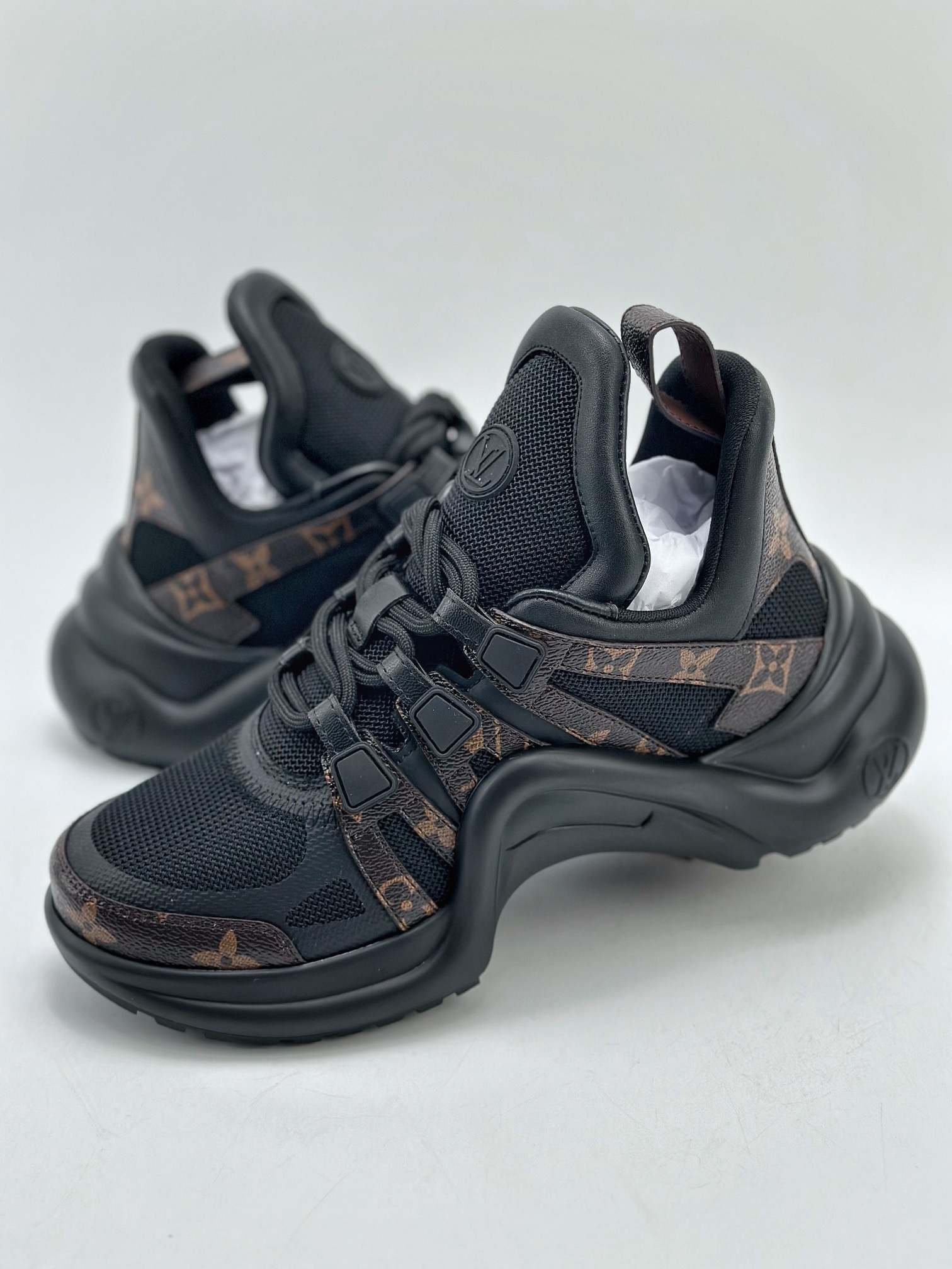 550 Louis Vuitton Archlight Sneakers LV Archlight 老爹鞋