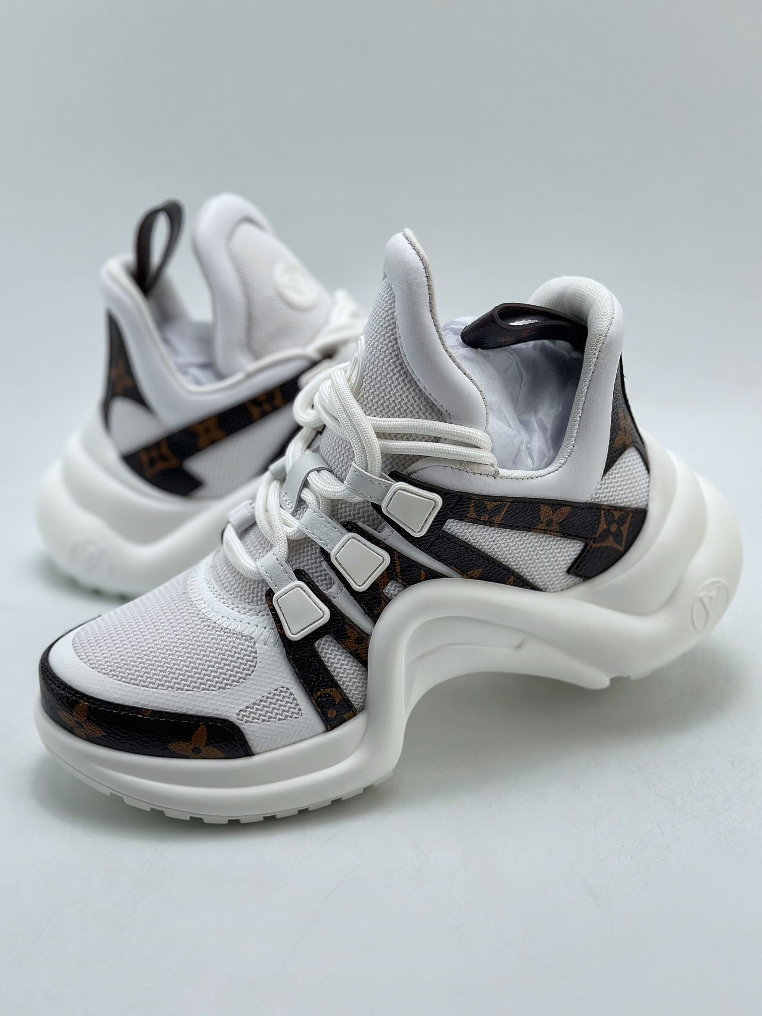 550 Louis Vuitton Archlight Sneakers LV Archlight 老爹鞋