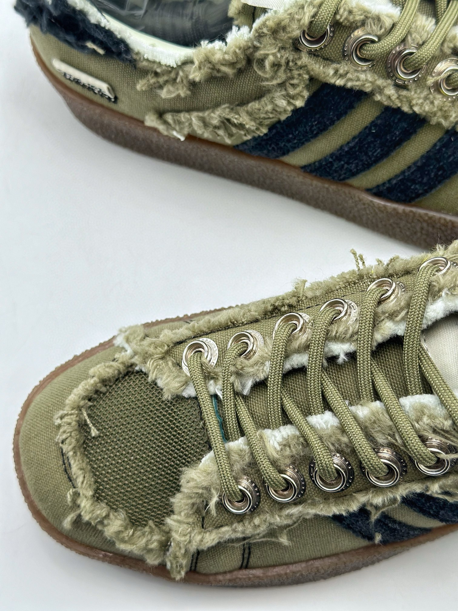 160 Adidas adidas Campus 80S x SONG FOR THE MUTE 最新联名复古破坏工艺帆布 ID4792