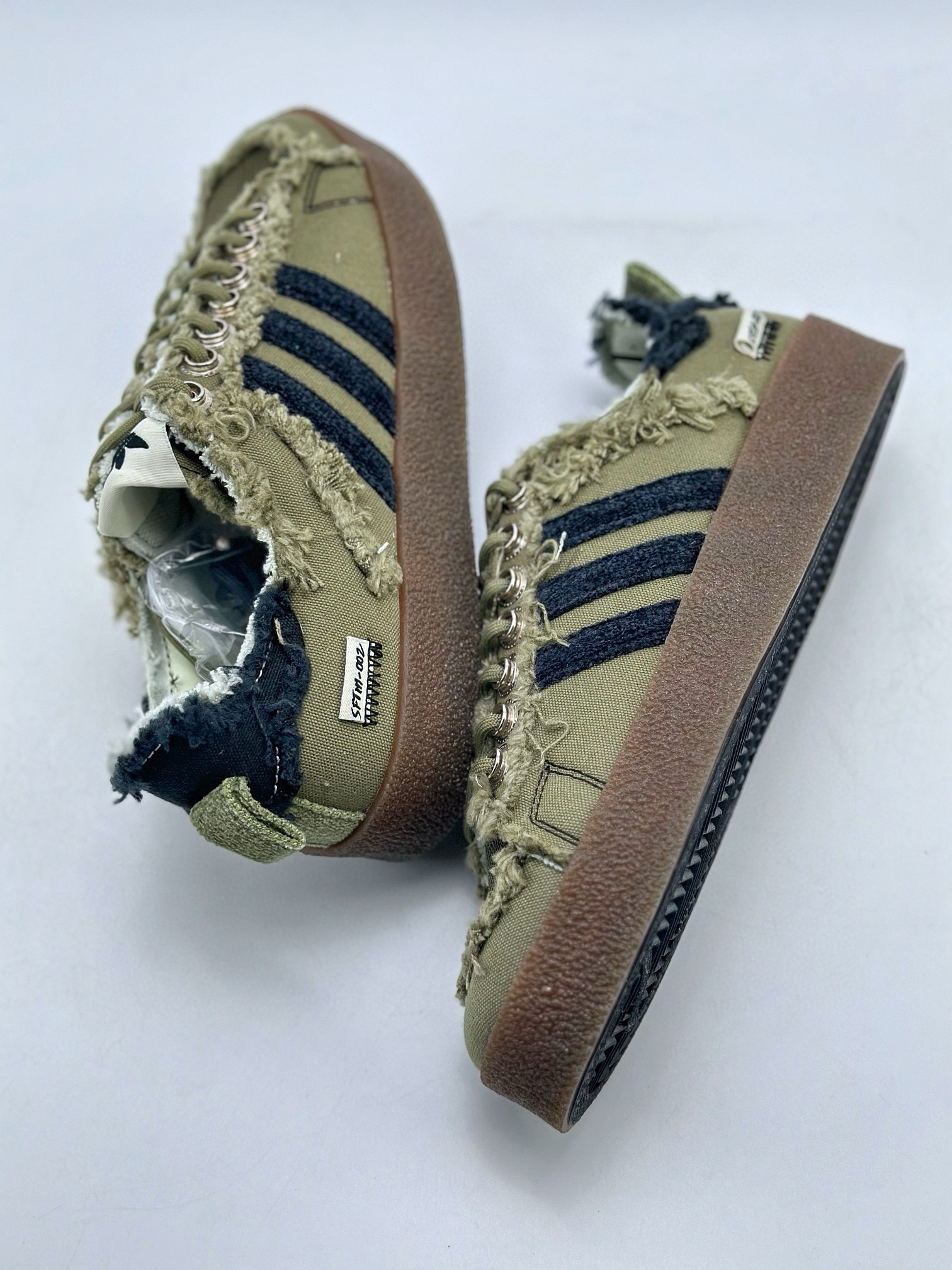 160 Adidas adidas Campus 80S x SONG FOR THE MUTE 最新联名复古破坏工艺帆布 ID4792