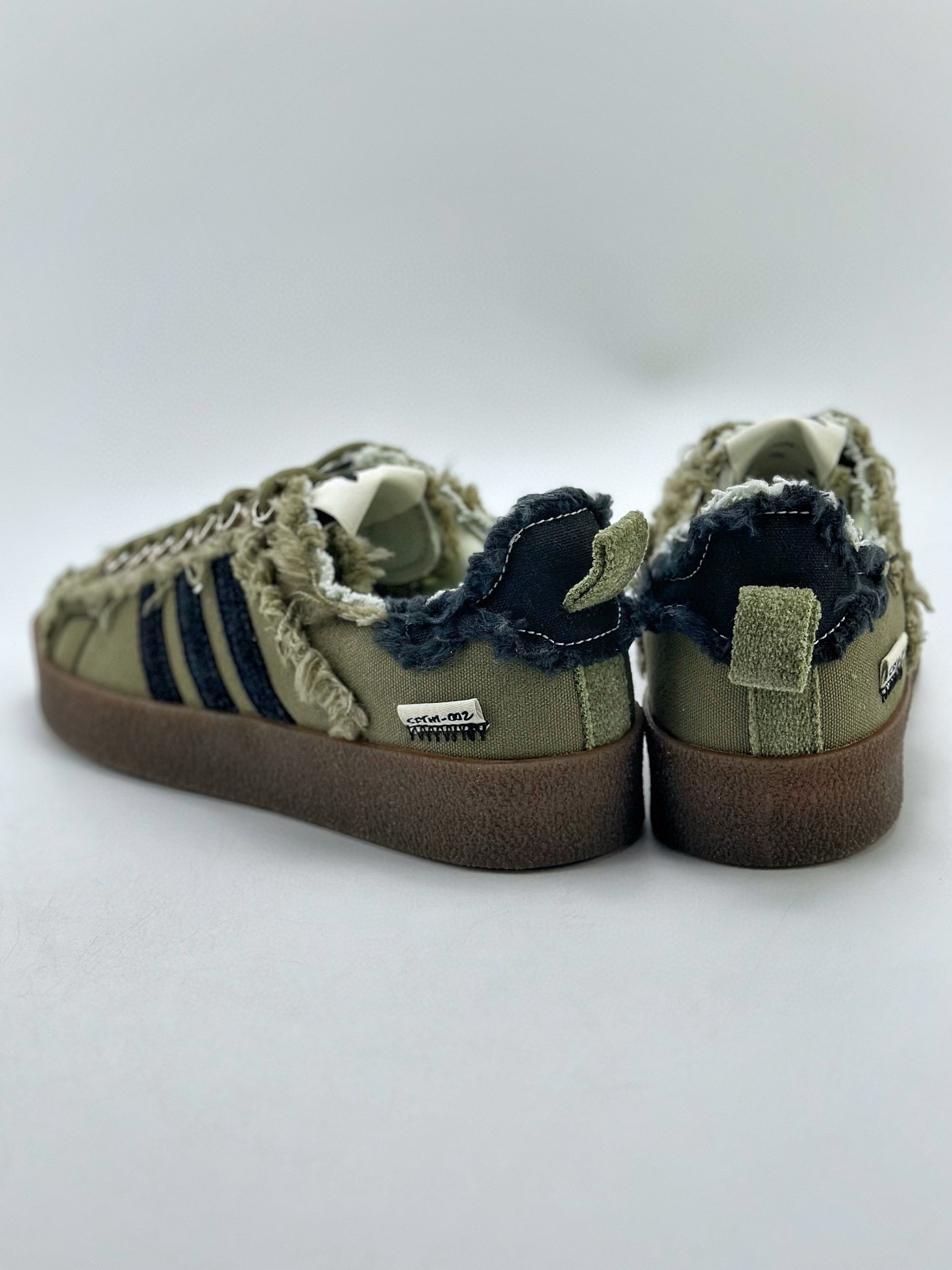 160 Adidas adidas Campus 80S x SONG FOR THE MUTE 最新联名复古破坏工艺帆布 ID4792