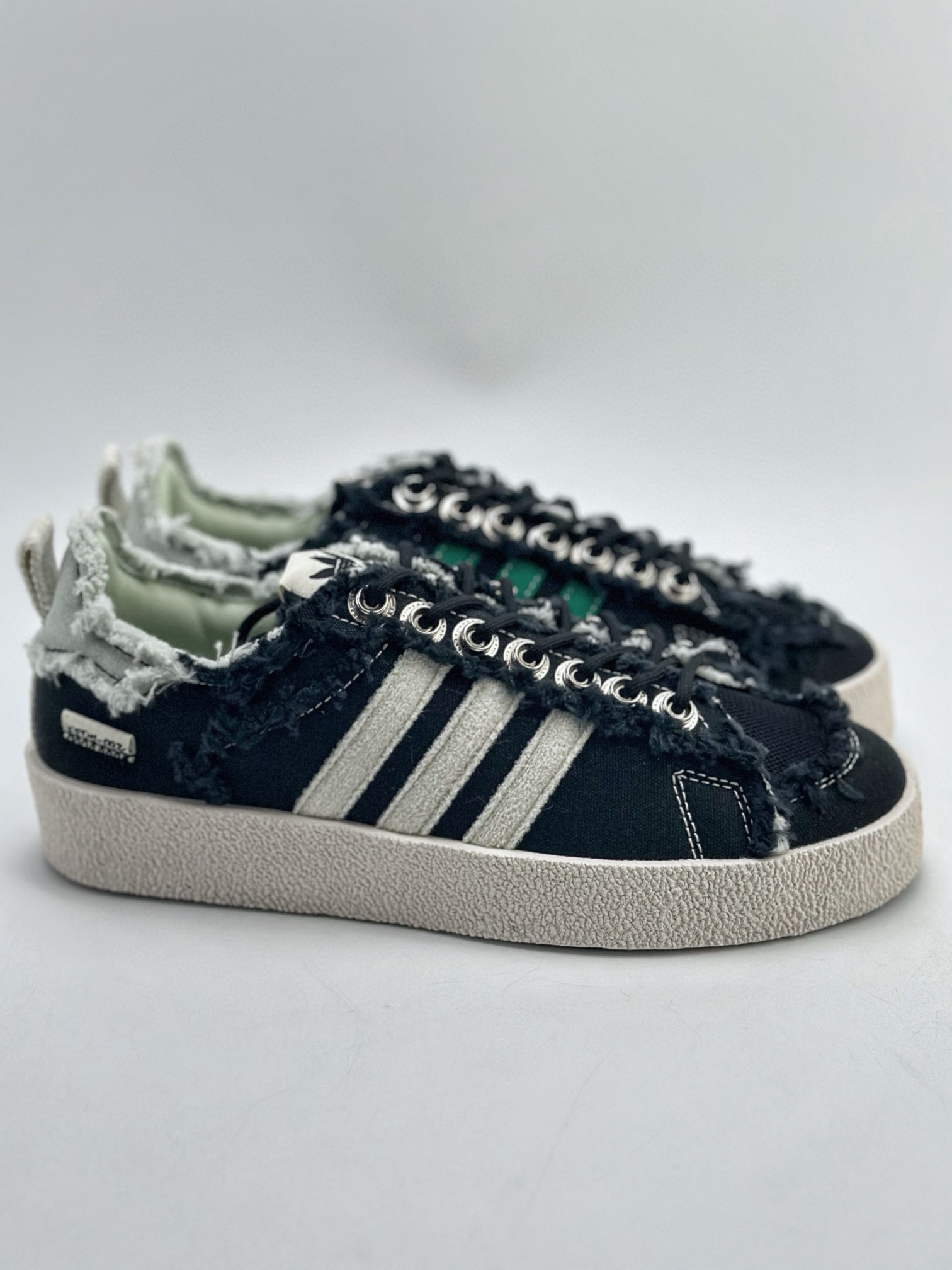 160 Adidas adidas Campus 80S x SONG FOR THE MUTE 最新联名复古破坏工艺帆布鞋 ID4791