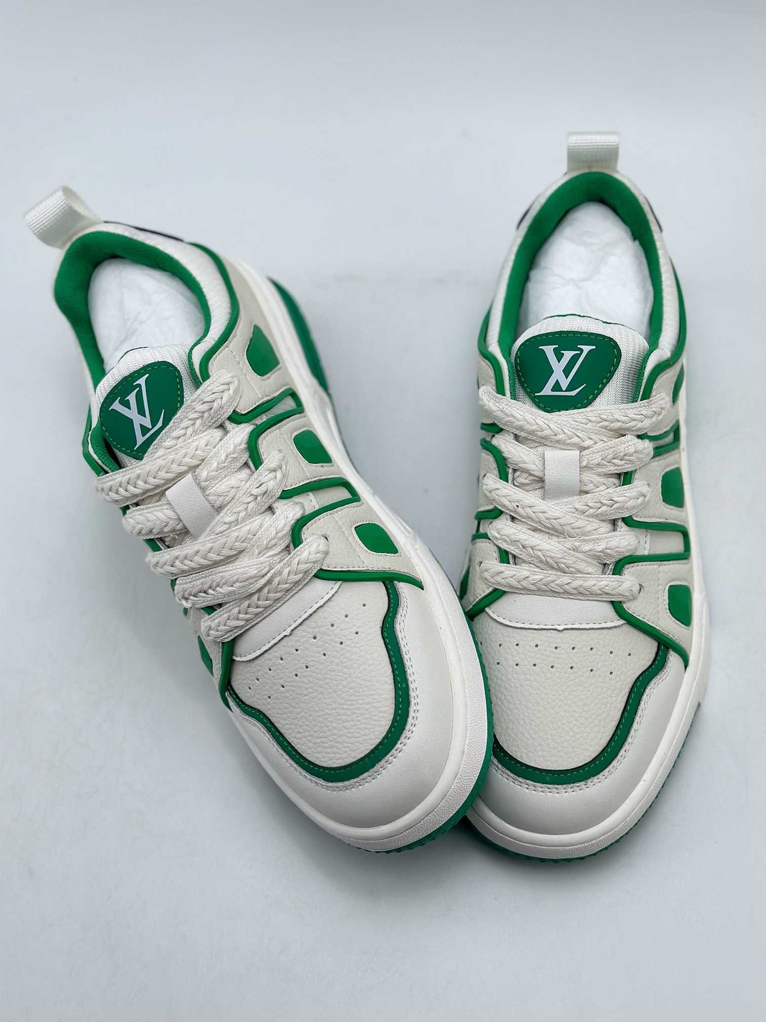 New LV Louis Vuitton Louis vuitton Sneaker Low casual sports culture all-match basketball shoes