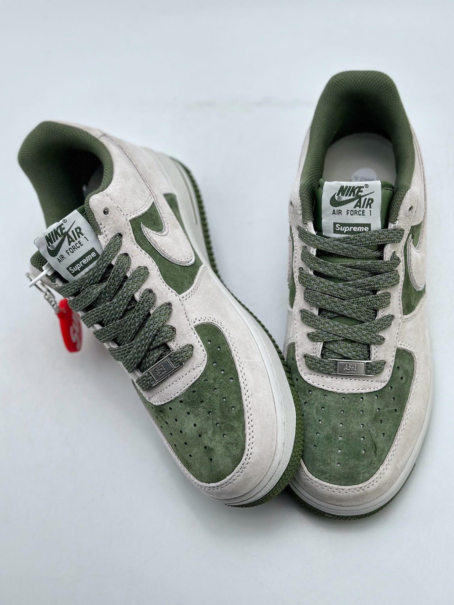 NikeAirForce1Low07xSupreme灰绿原楦头原纸板打造纯正低帮空军版型专注外贸渠道全掌