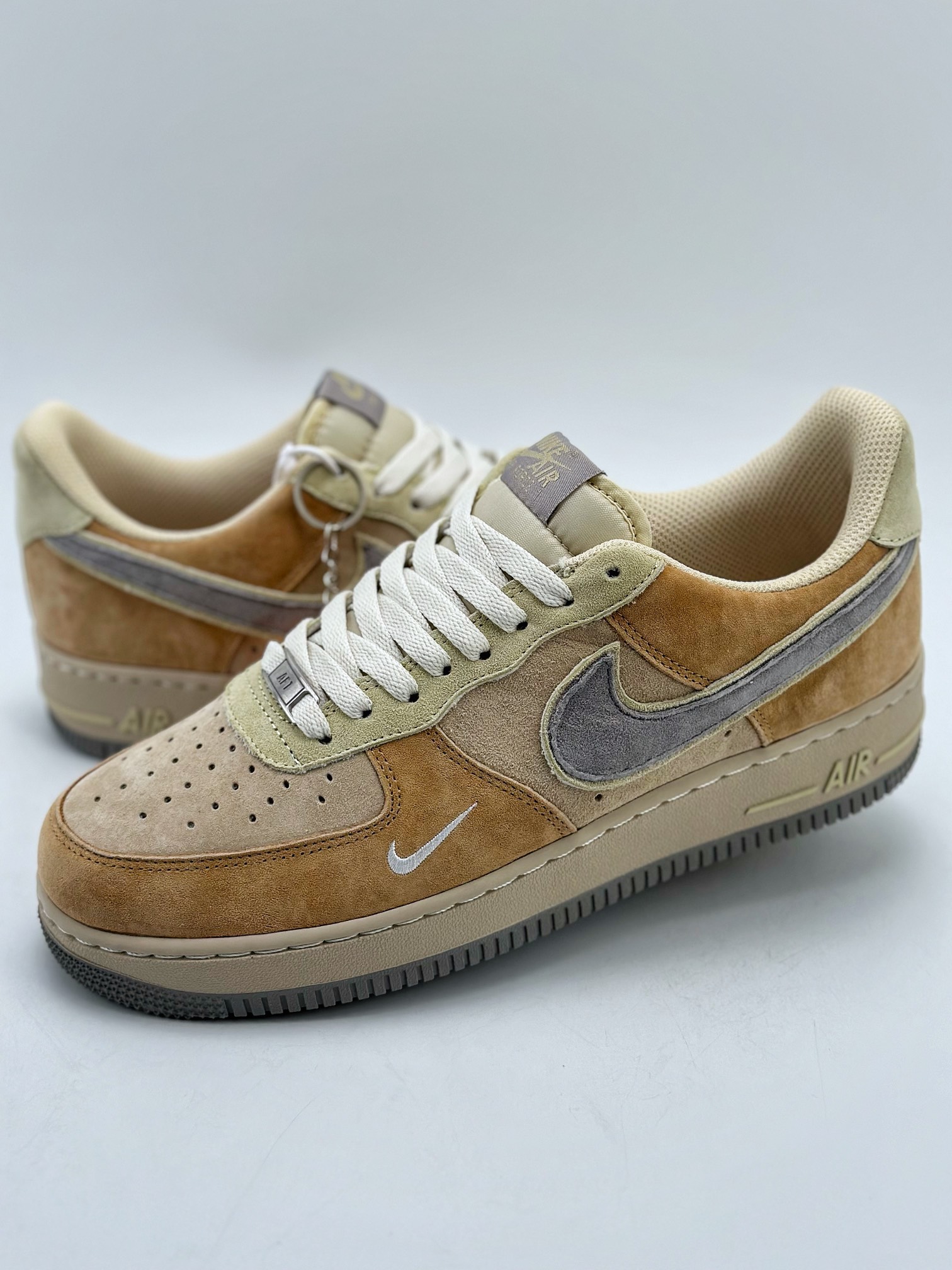 NikeAirForce1Low07甜甜圈棕橙原楦头原纸板打造纯正低帮空军版型专注外贸渠道全掌内置蜂窝气