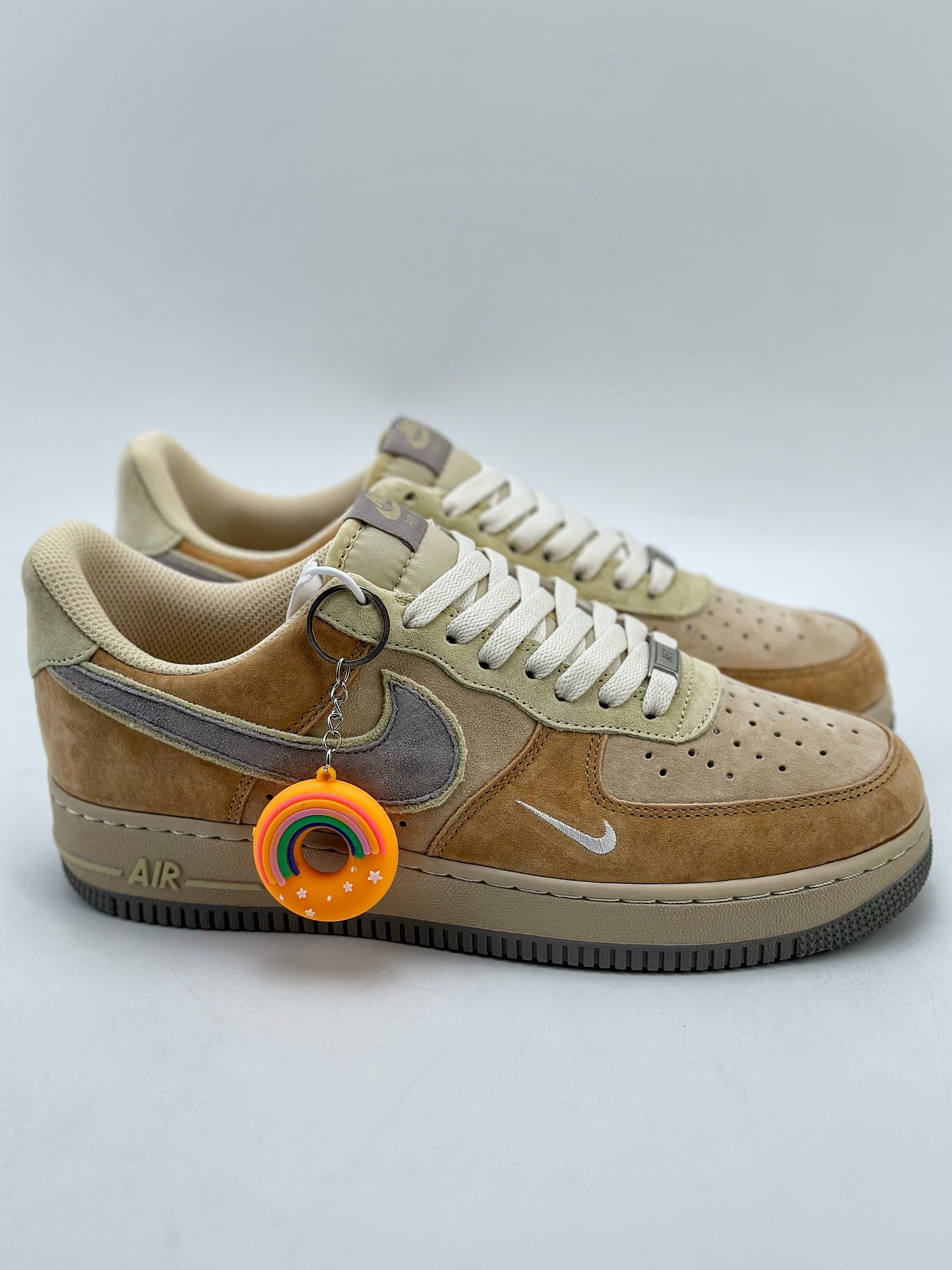 NikeAirForce1Low07甜甜圈棕橙原楦头原纸板打造纯正低帮空军版型专注外贸渠道全掌内置蜂窝气