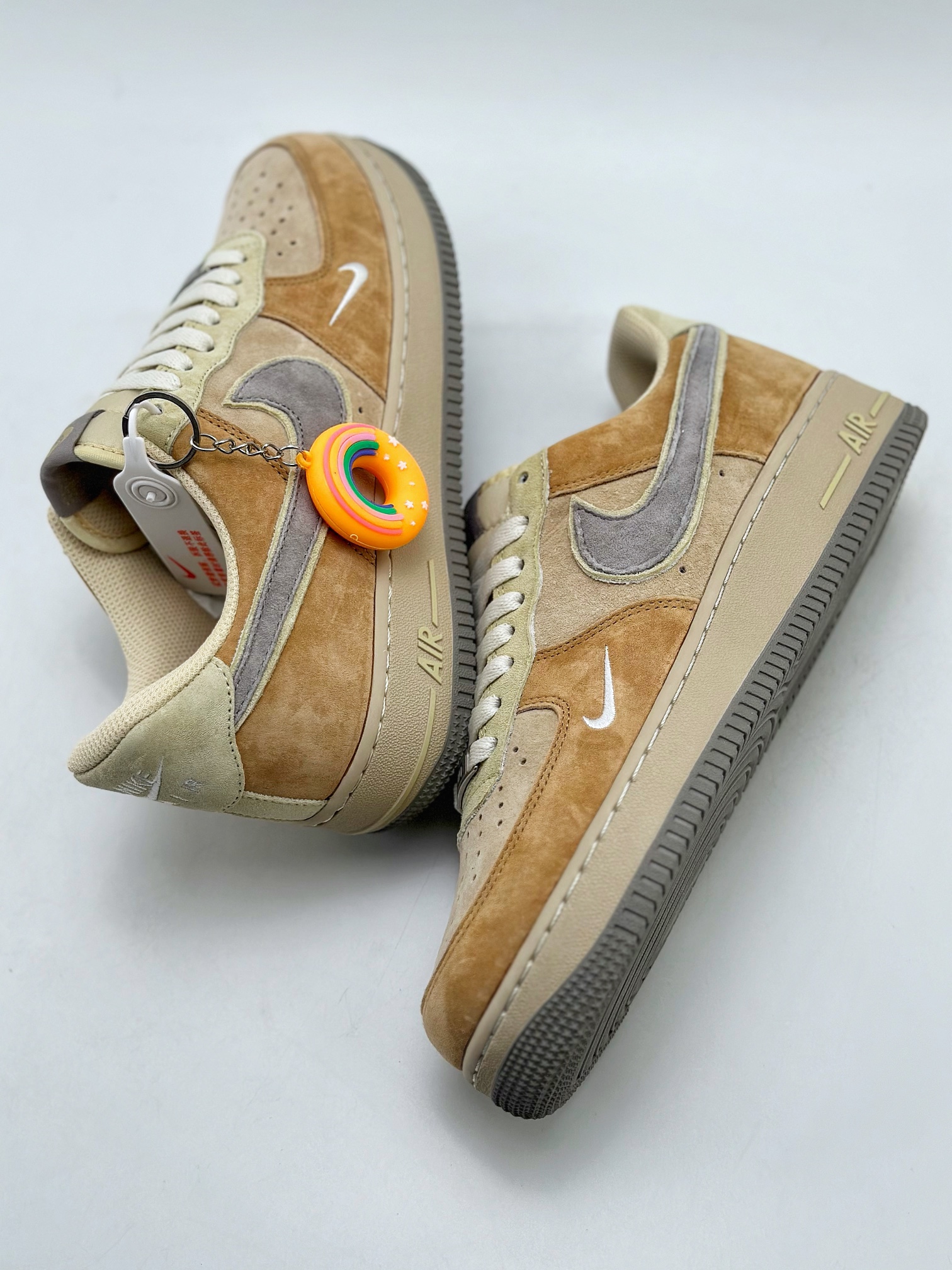 NikeAirForce1Low07甜甜圈棕橙原楦头原纸板打造纯正低帮空军版型专注外贸渠道全掌内置蜂窝气