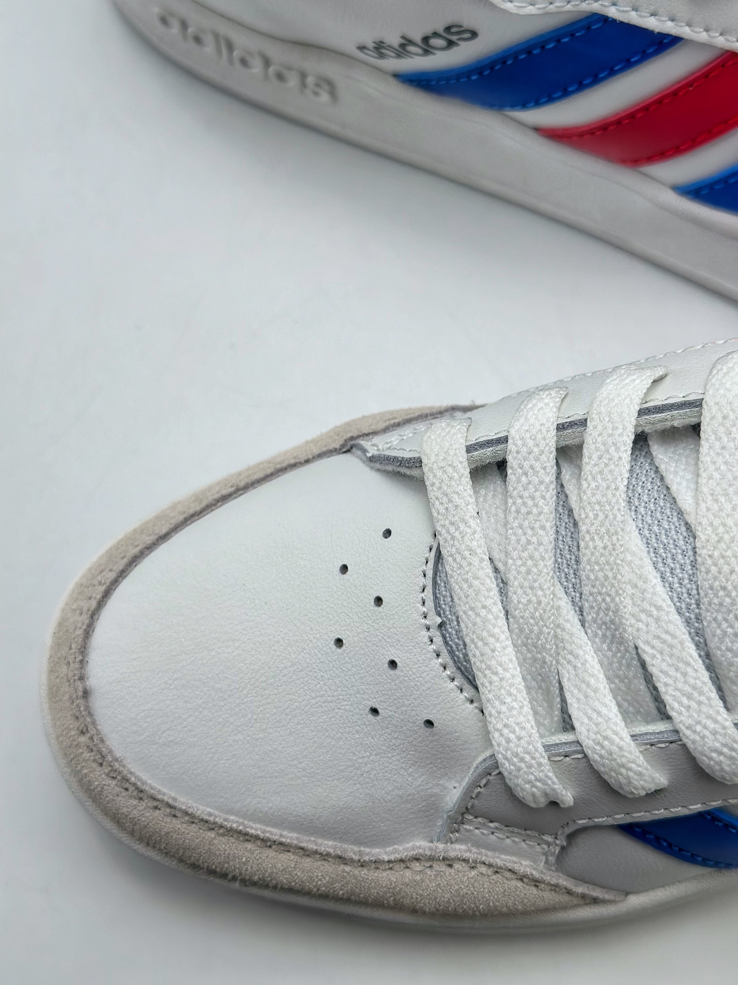 Adidas neo Breaknet white, blue and red AD classic retro sneakers GX4196