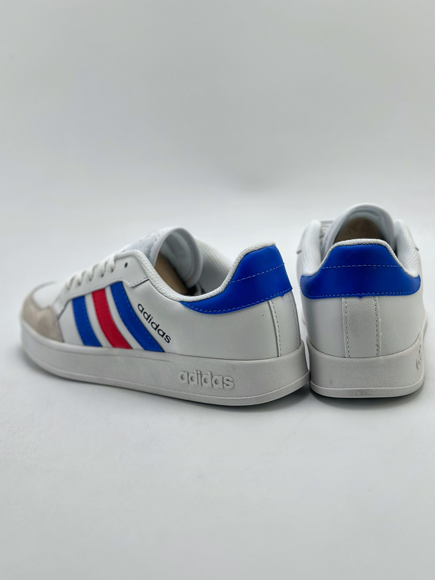 Adidas neo Breaknet white, blue and red AD classic retro sneakers GX4196
