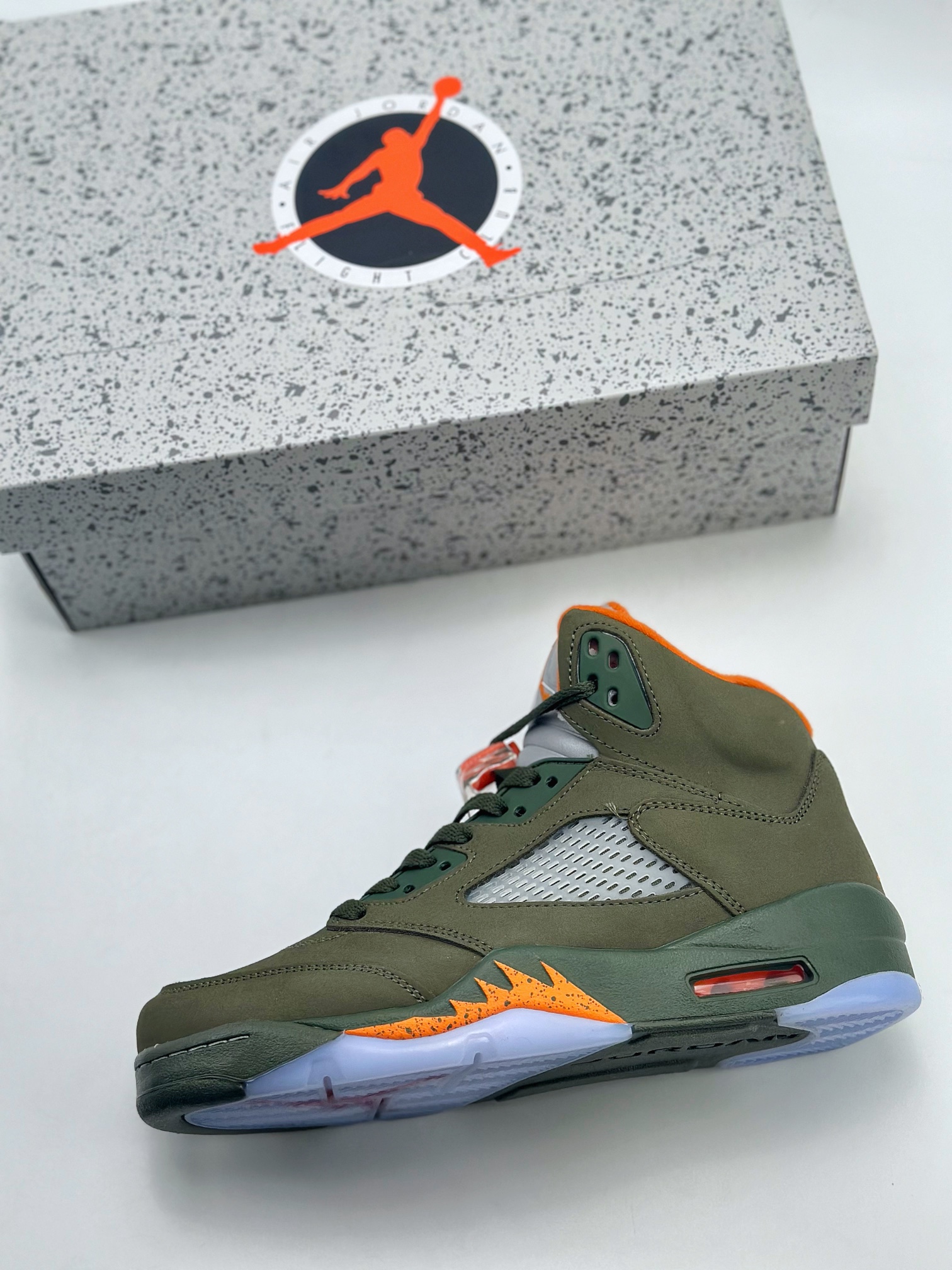 270 Air Jordan 5 Retro ”Olive” 橄榄绿 2024年版  DD0587-308