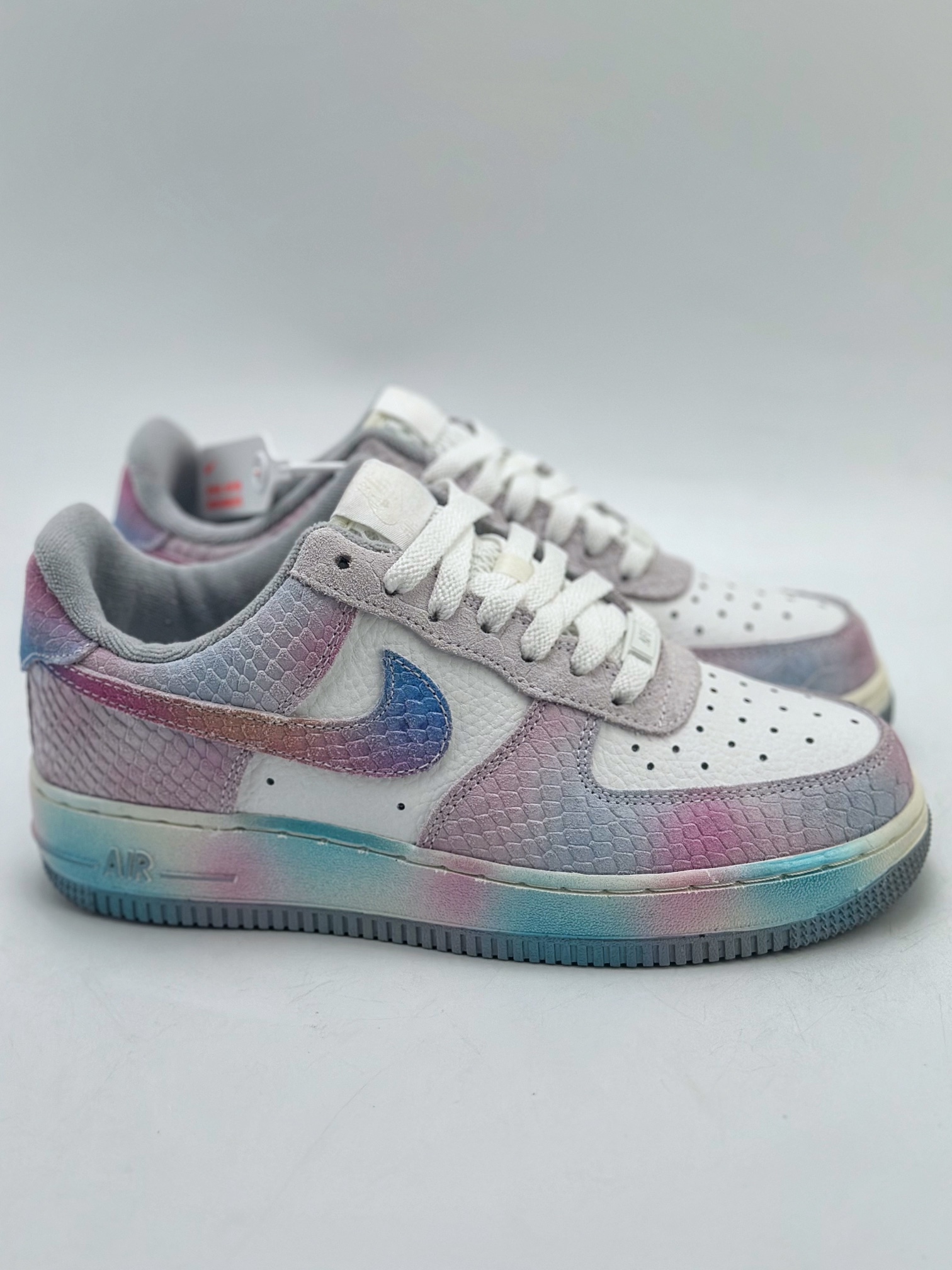 NikeAirForce1Low07灵龙棉花糖国风粉蓝紫原楦头原纸板打造纯正低帮空军版型专注外贸渠道全掌