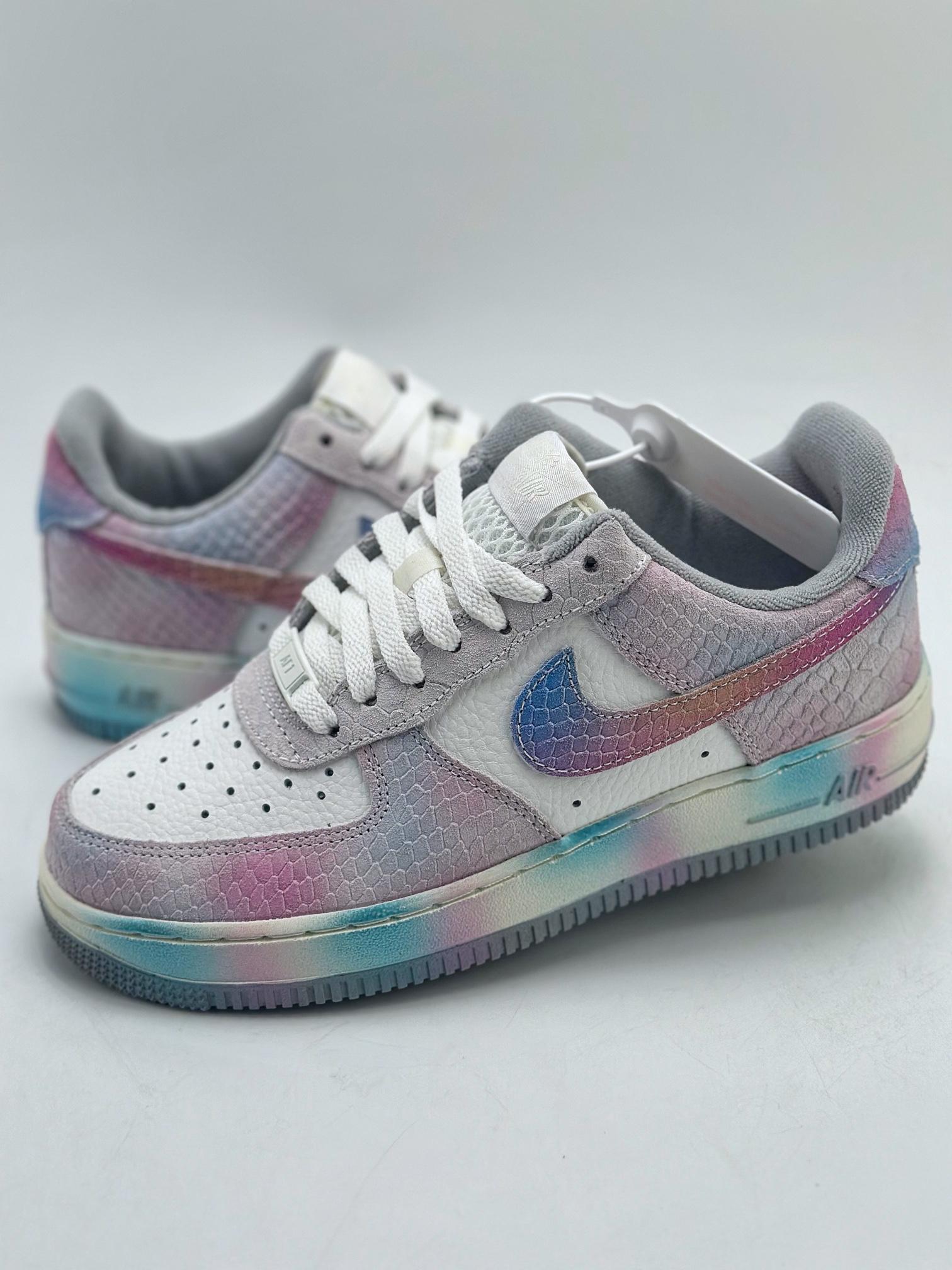 NikeAirForce1Low07灵龙棉花糖国风粉蓝紫原楦头原纸板打造纯正低帮空军版型专注外贸渠道全掌