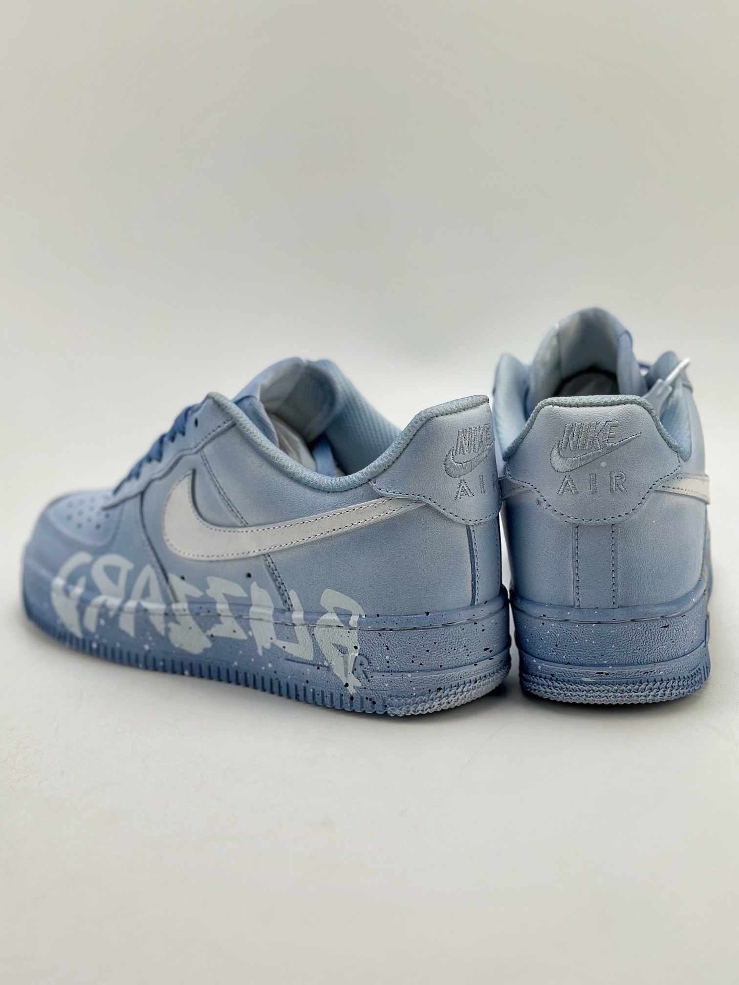 NikeAirForce1Low07bigniu暴风雪废土做旧风原楦头原纸板打造纯正低帮空军版型专注外贸