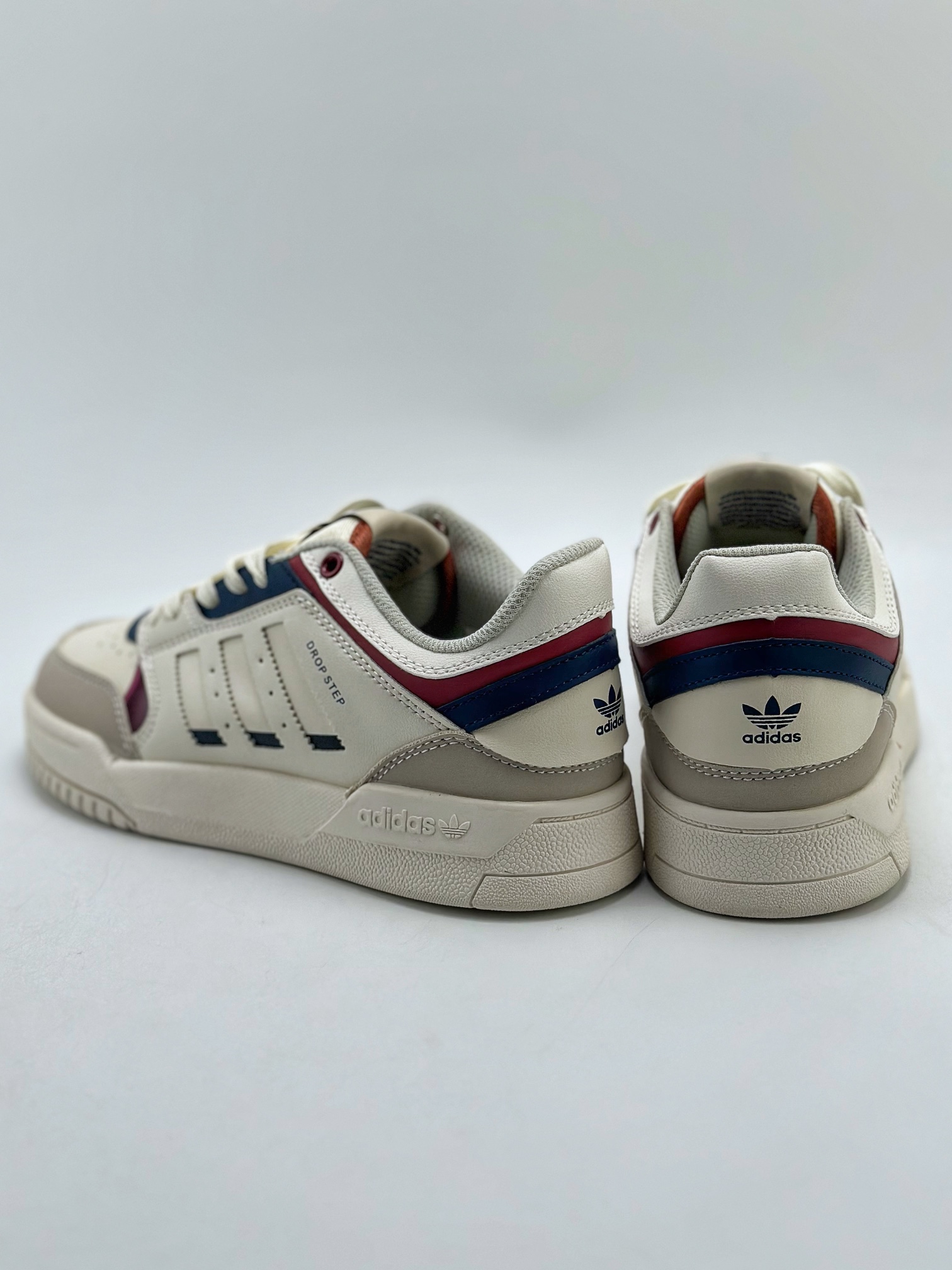 150 Adidas Drop Step 低帮 经典校园复古板鞋 GW9733