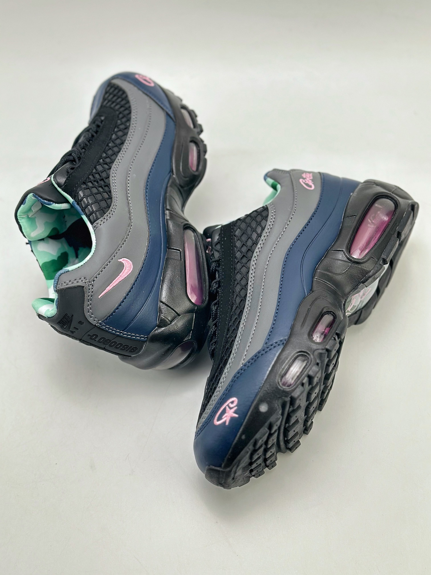 150 Nike Air Max 95 复古 FB2709-001