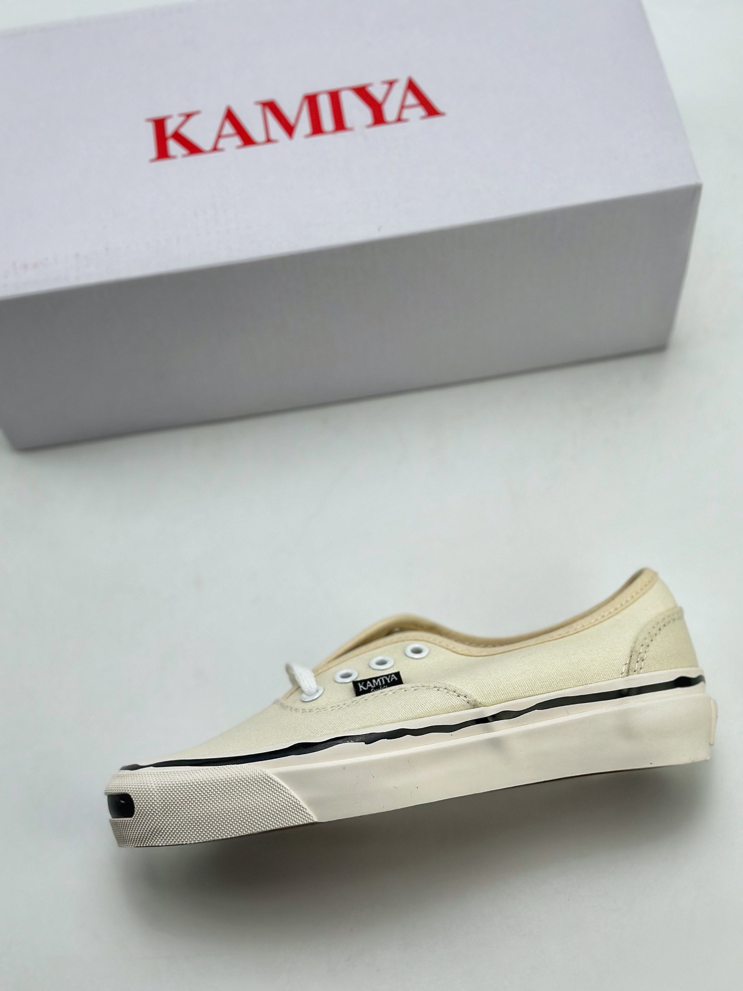 150 KAMIYA KAMIYA VULCANIZE SNEAKER 23AW 手绘字母开口笑低帮帆布鞋