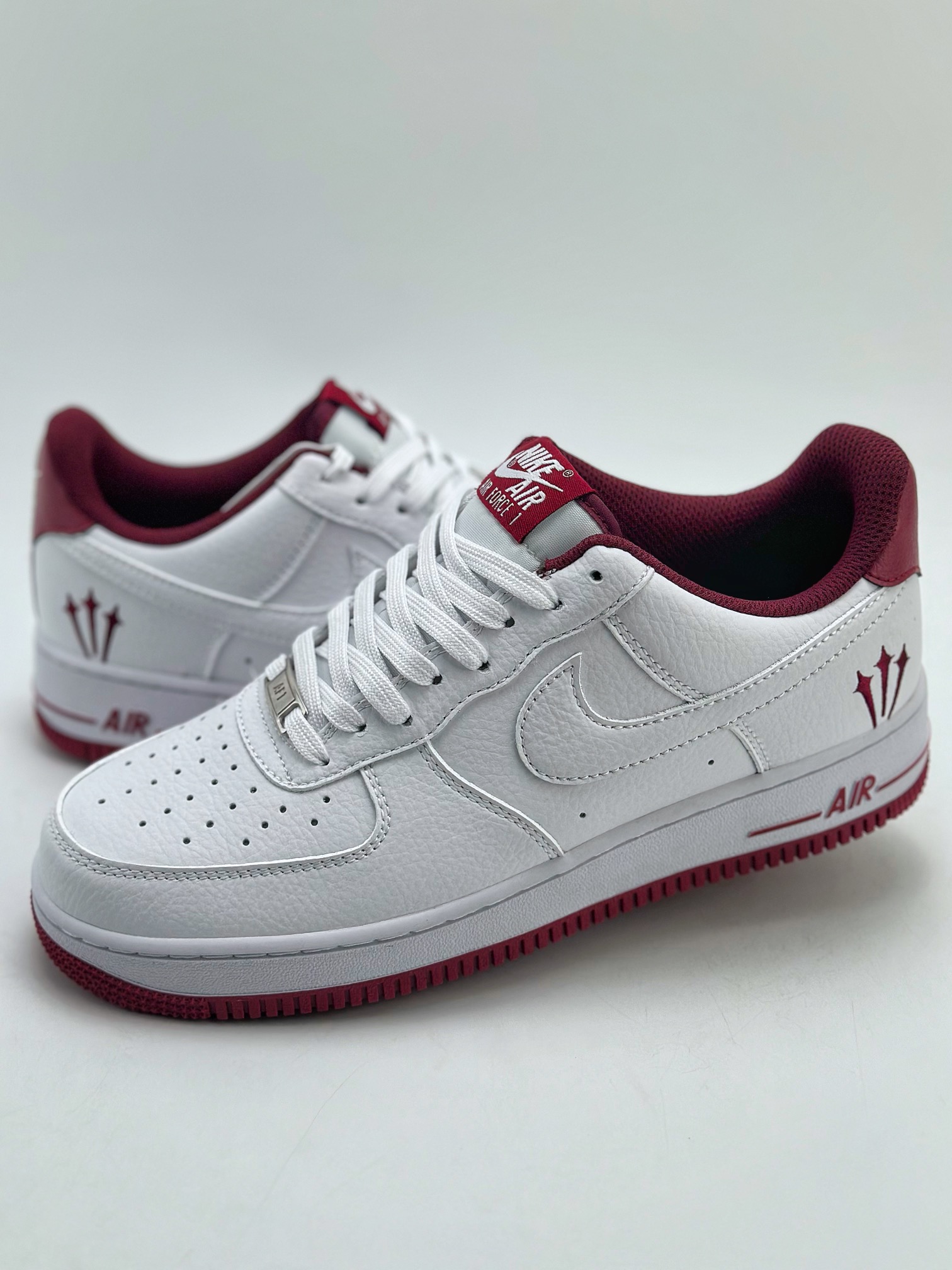 220 Nike Air Force 1 Low 07 白酒红