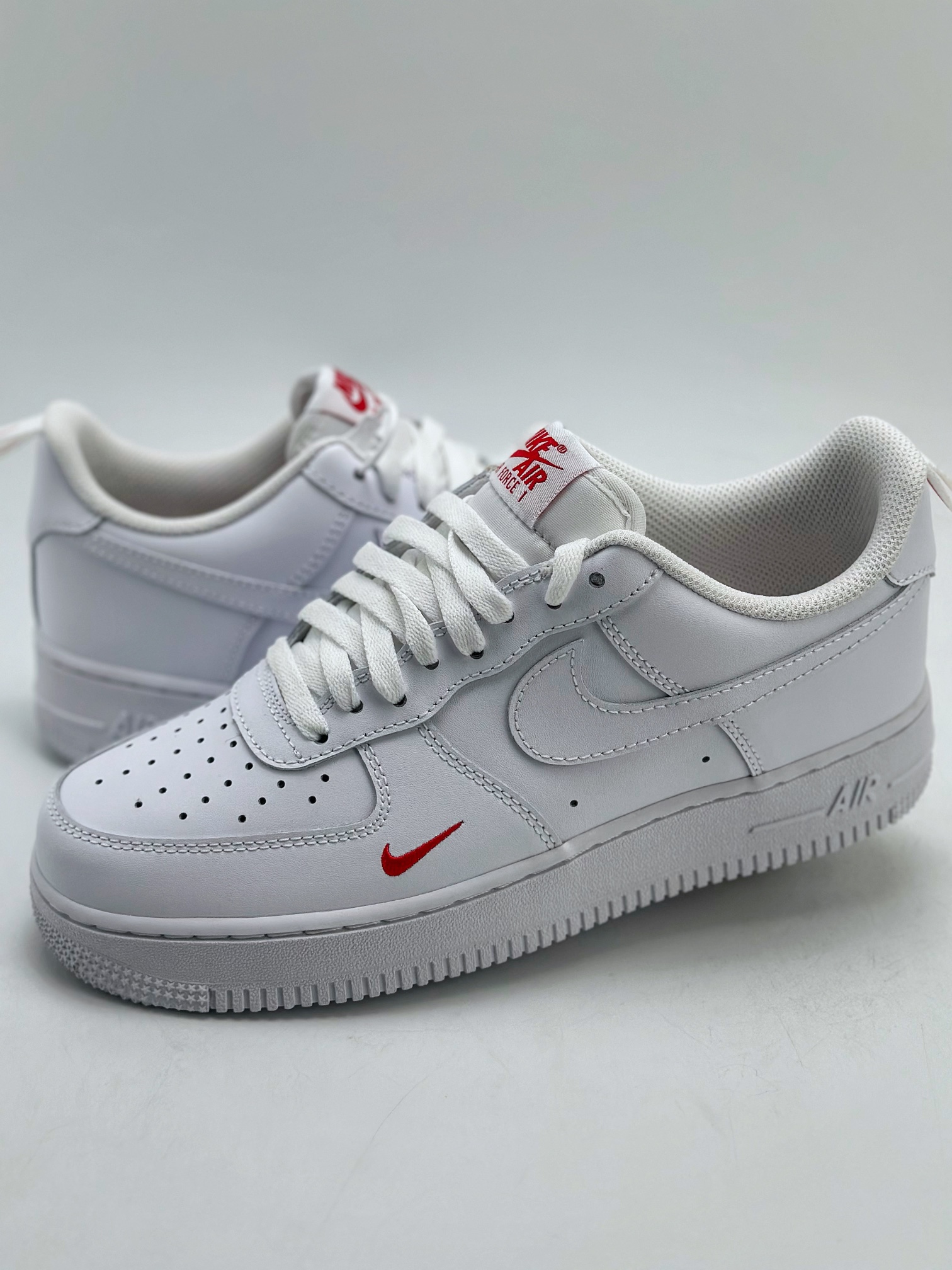 200 Nike Air Force 1 Low 07 白红小勾 FZ7187-100