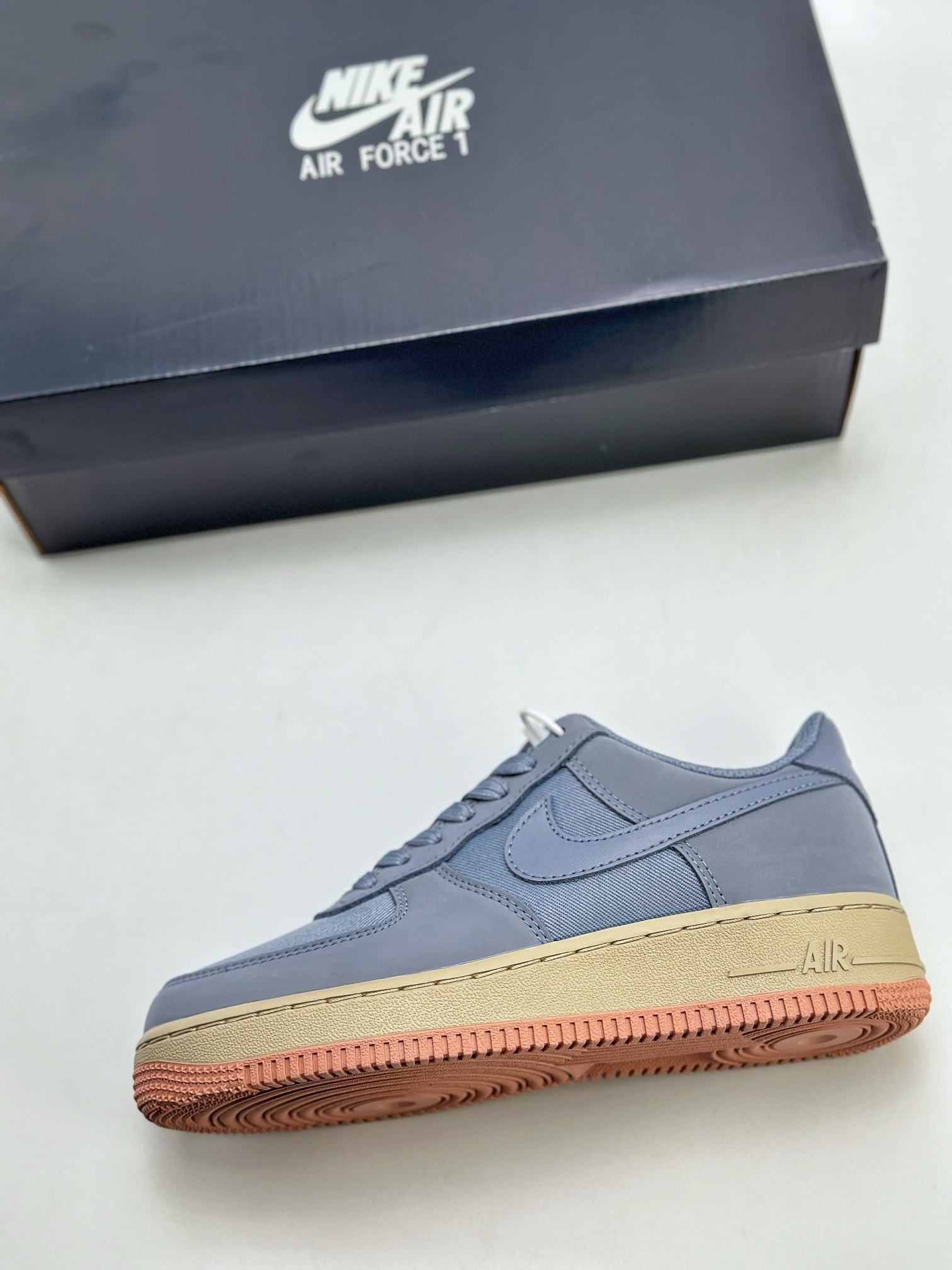 200 Nike Air Force 1 Low 07 Premium "Ashen Slate" 灰蓝 FB8876-400