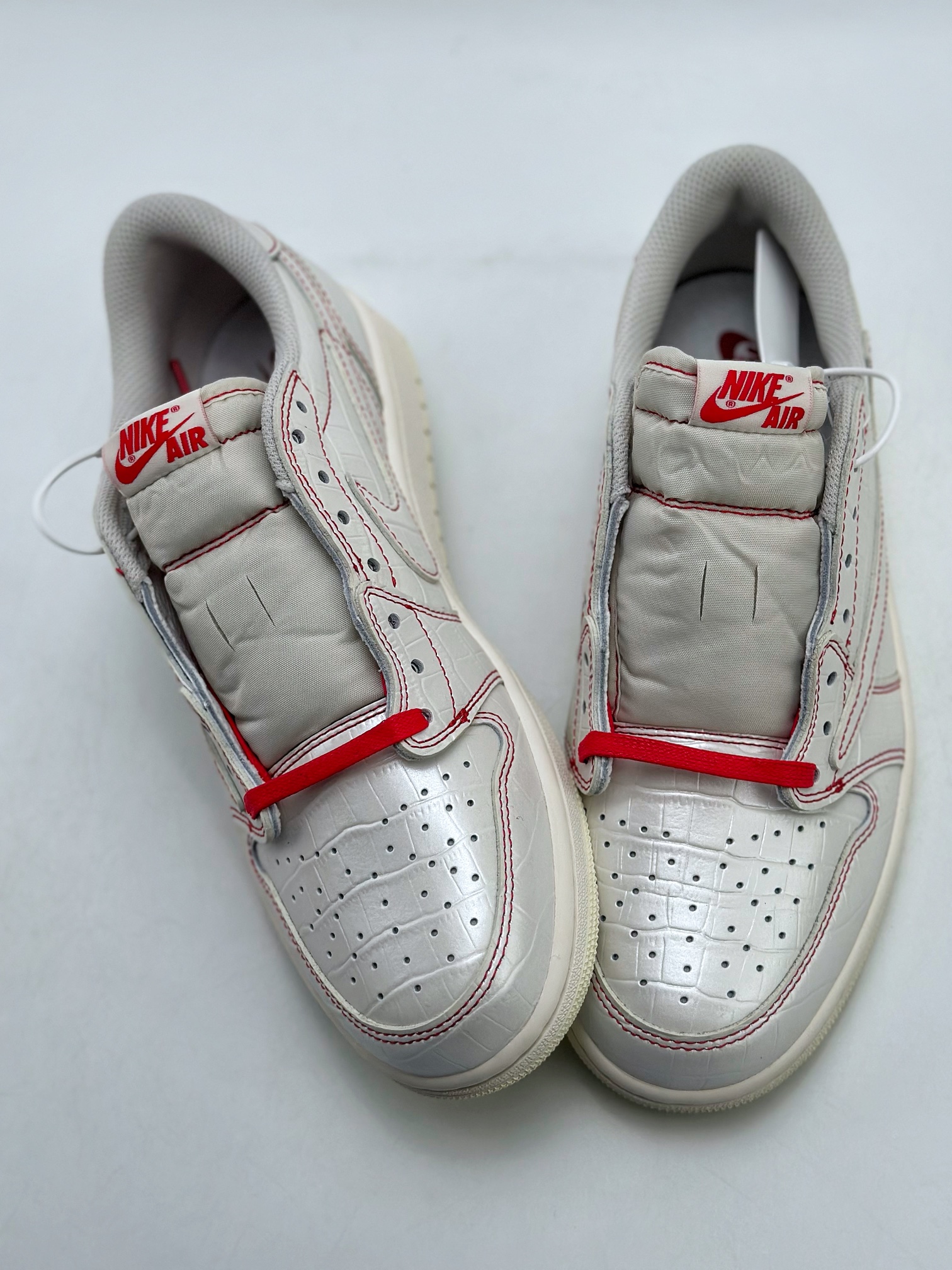 260 Nike Air Jordan 1 Low x Travis Scott 定制联名 兔八哥低帮 DM7866-601