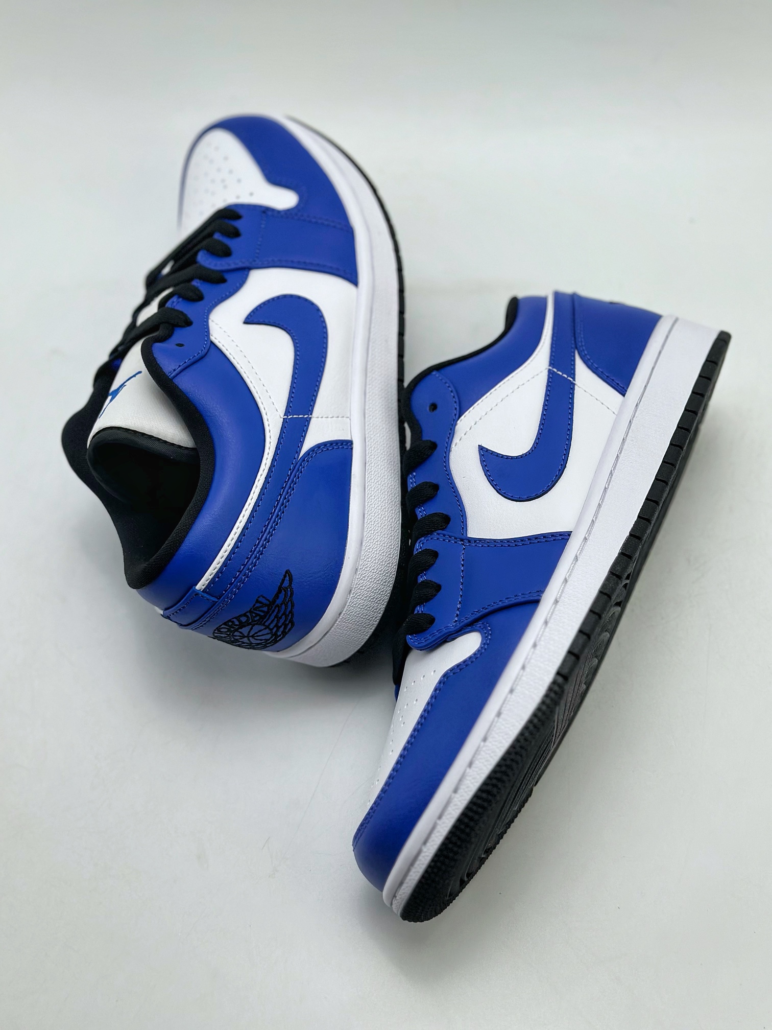 220 外贸版 Air Jordan 1 Retro Low ”game royal” 53558-124