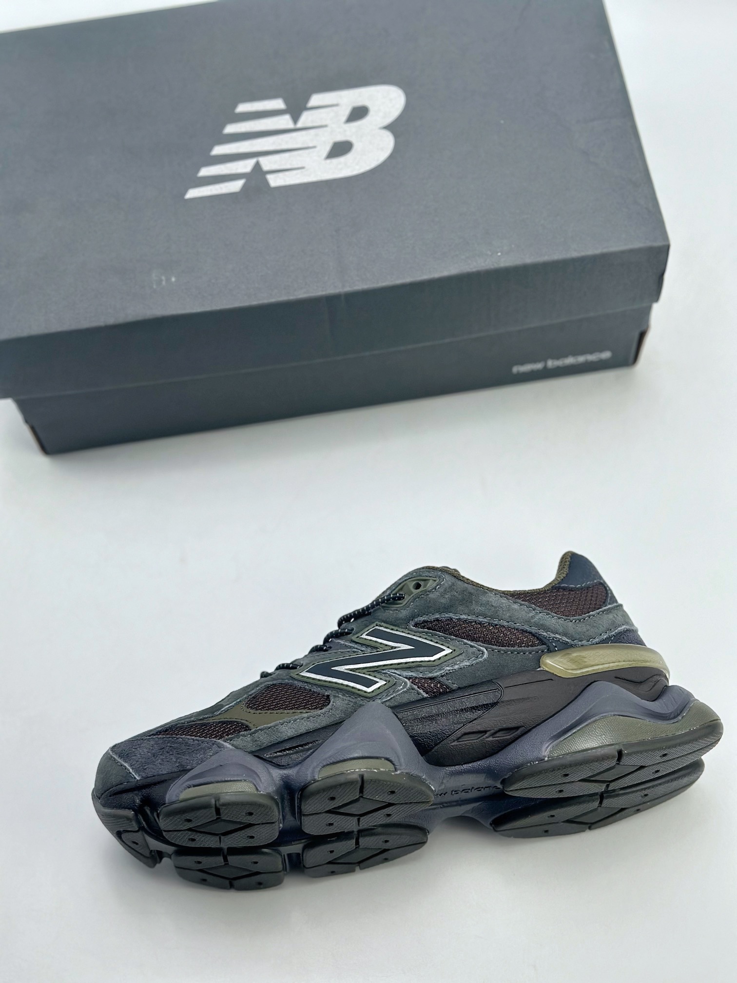 220 Joe Freshgoods x New Balance 版本 NB9060 联名款 复古休闲运动慢跑鞋 U9060PH