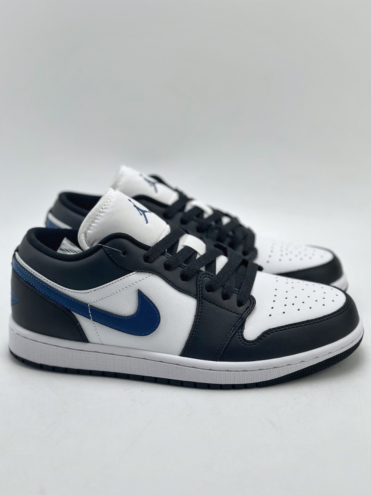 200 Air Jordan 1 Retro Low 黑灰蓝  DC0774-040