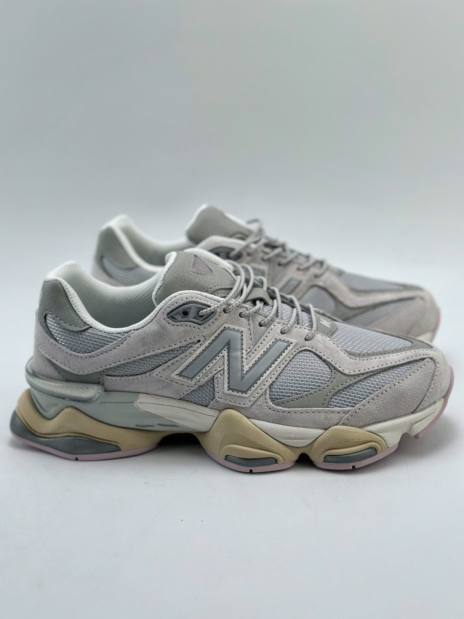 220 Joe Freshgoods x New Balance 版本 NB9060 联名款 复古休闲运动慢跑鞋  U9060GMSJ