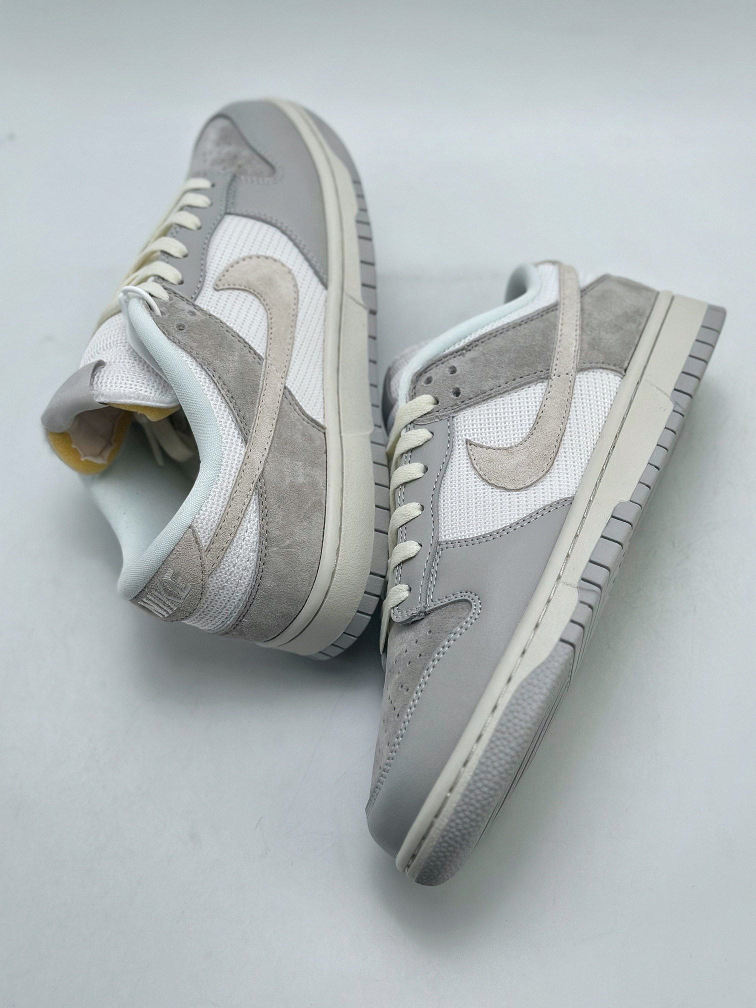 220 NIKE SB Dunk Low 灰白网布 HF4297-001