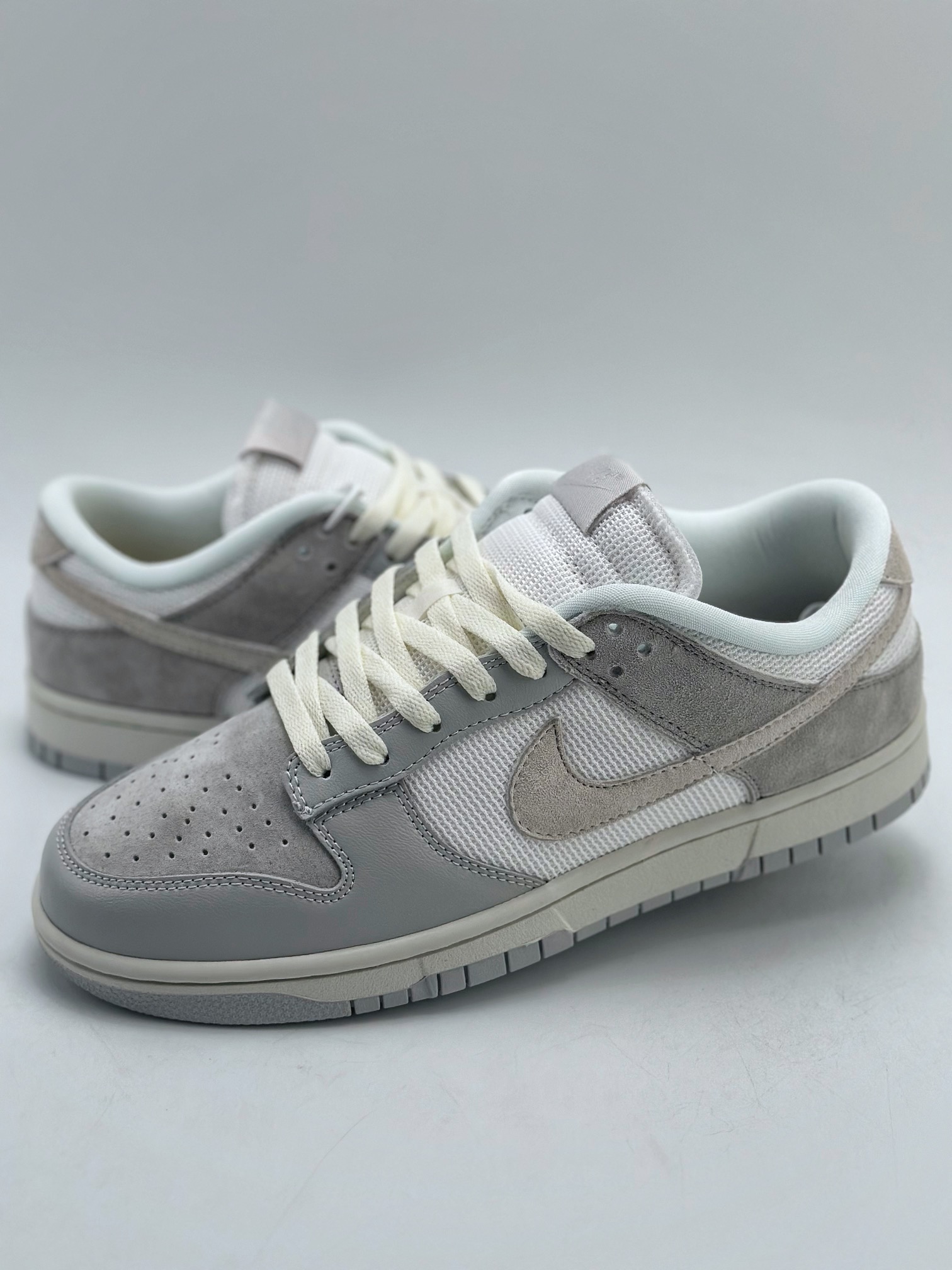 220 NIKE SB Dunk Low 灰白网布 HF4297-001