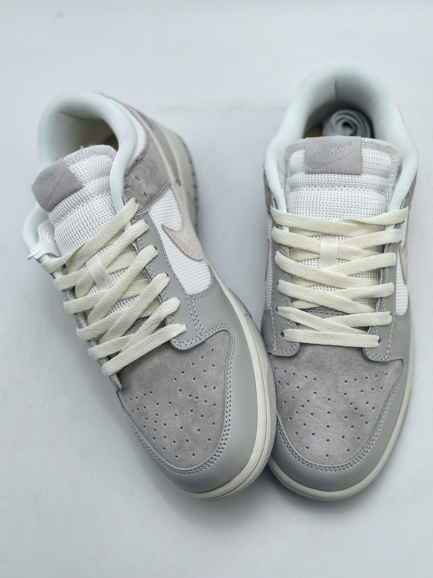 220 NIKE SB Dunk Low 灰白网布 HF4297-001