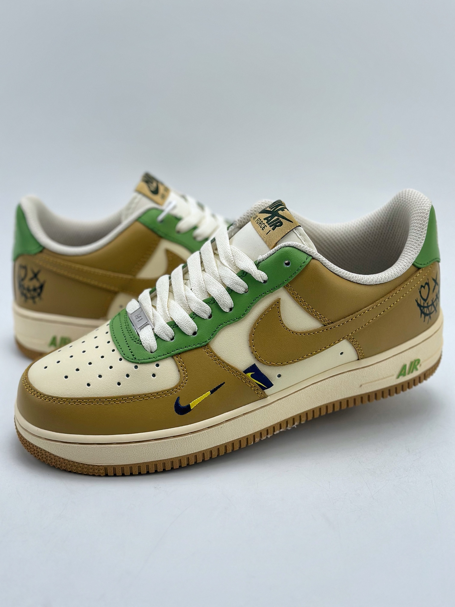 240 Nike Air Force 1 Low 07 暴力熊 米棕绿 XL2312-666