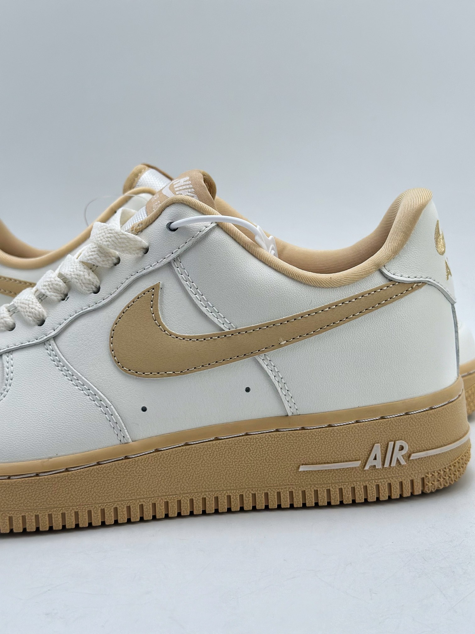 200 Nike Air Force 1 Low 07 白褐 FZ3597-133