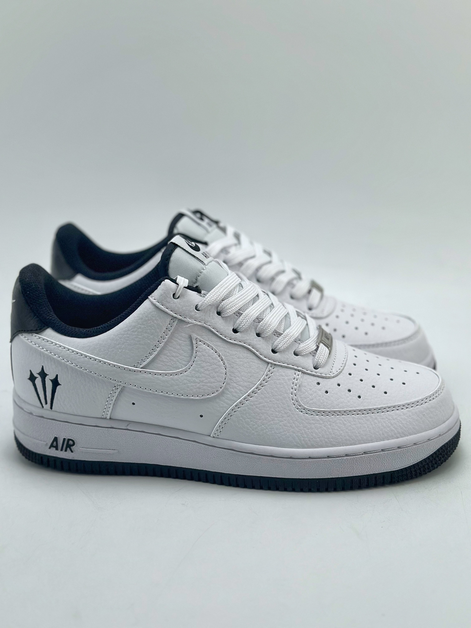 220 Nike Air Force 1 Low 07 白黑