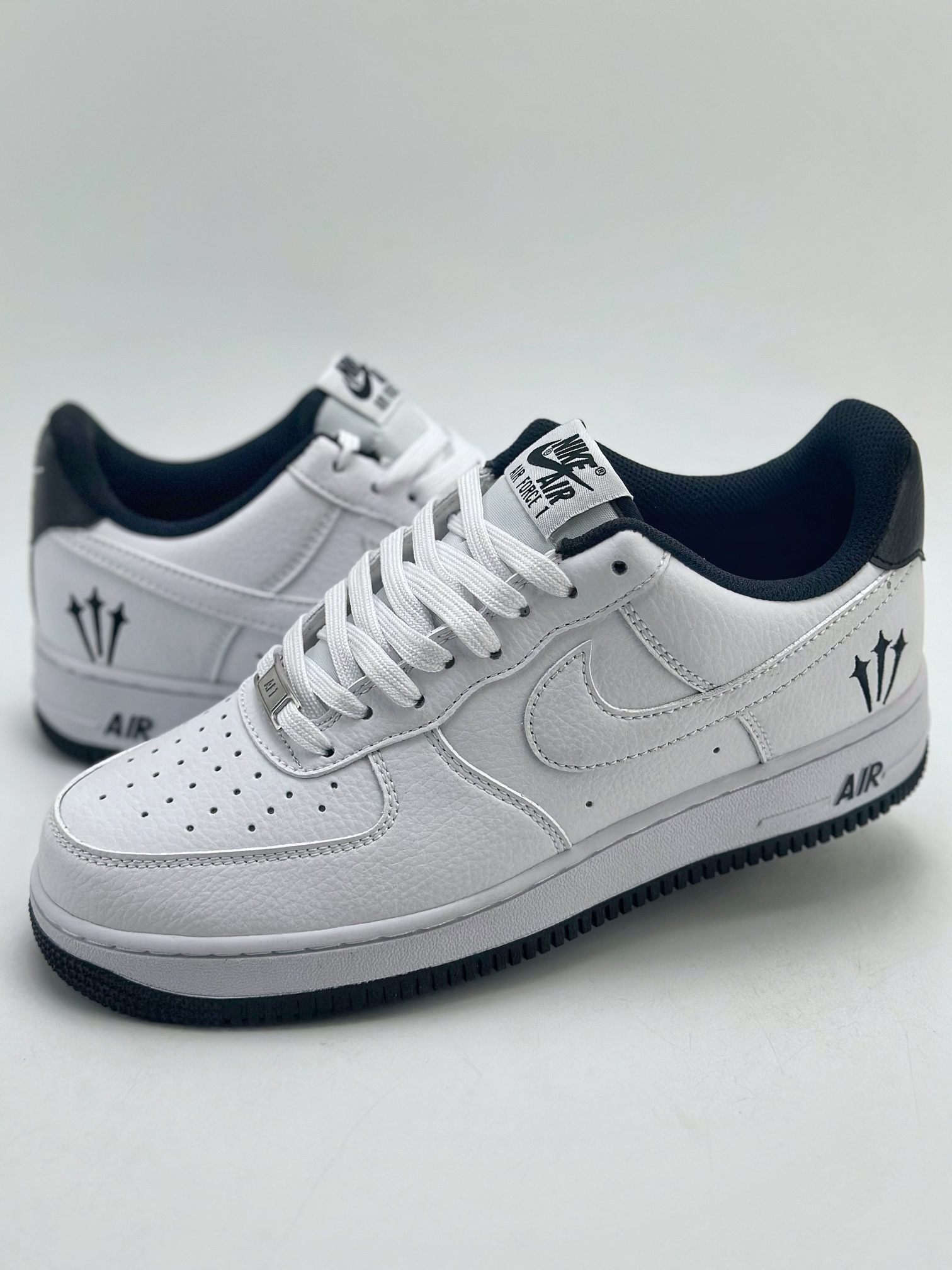 220 Nike Air Force 1 Low 07 白黑