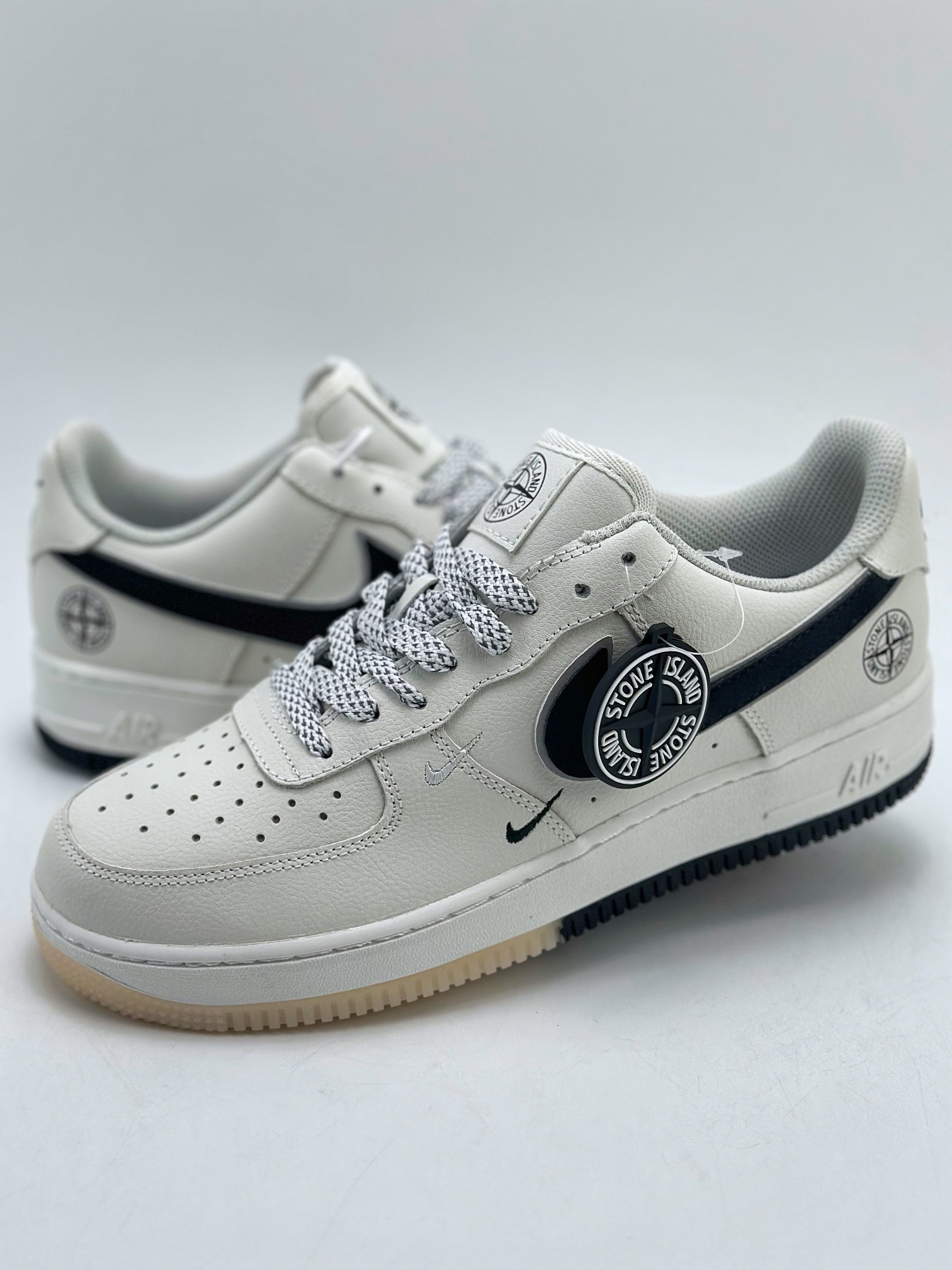 260 Nike Air Force 1 Low 07 白黑满天星 SL-240222