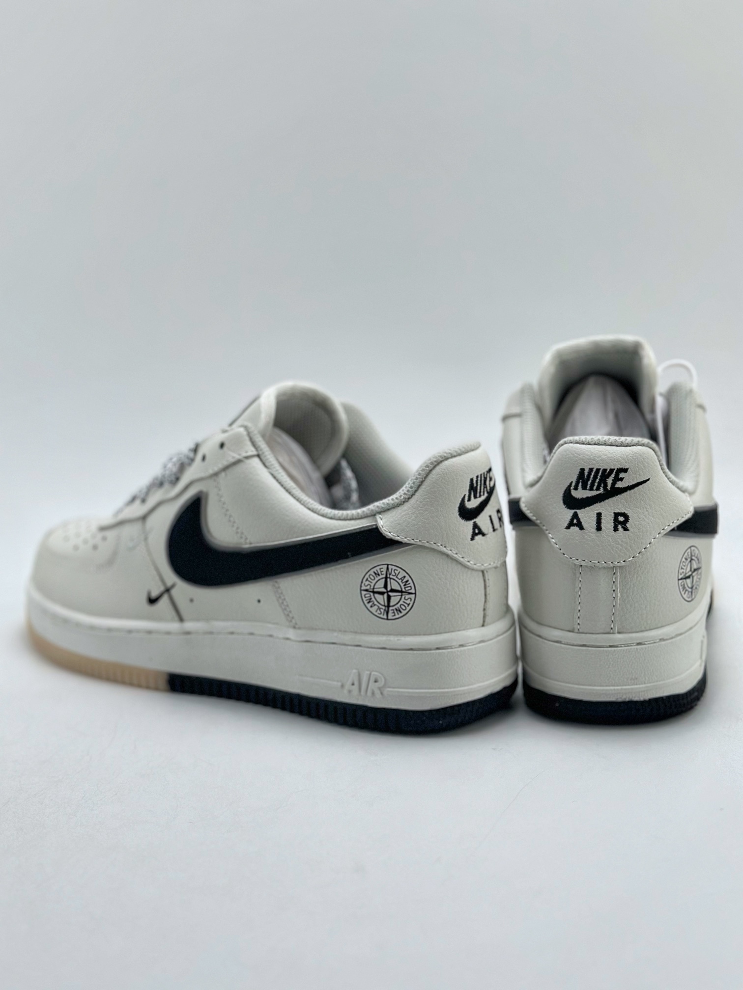 260 Nike Air Force 1 Low 07 白黑满天星 SL-240222