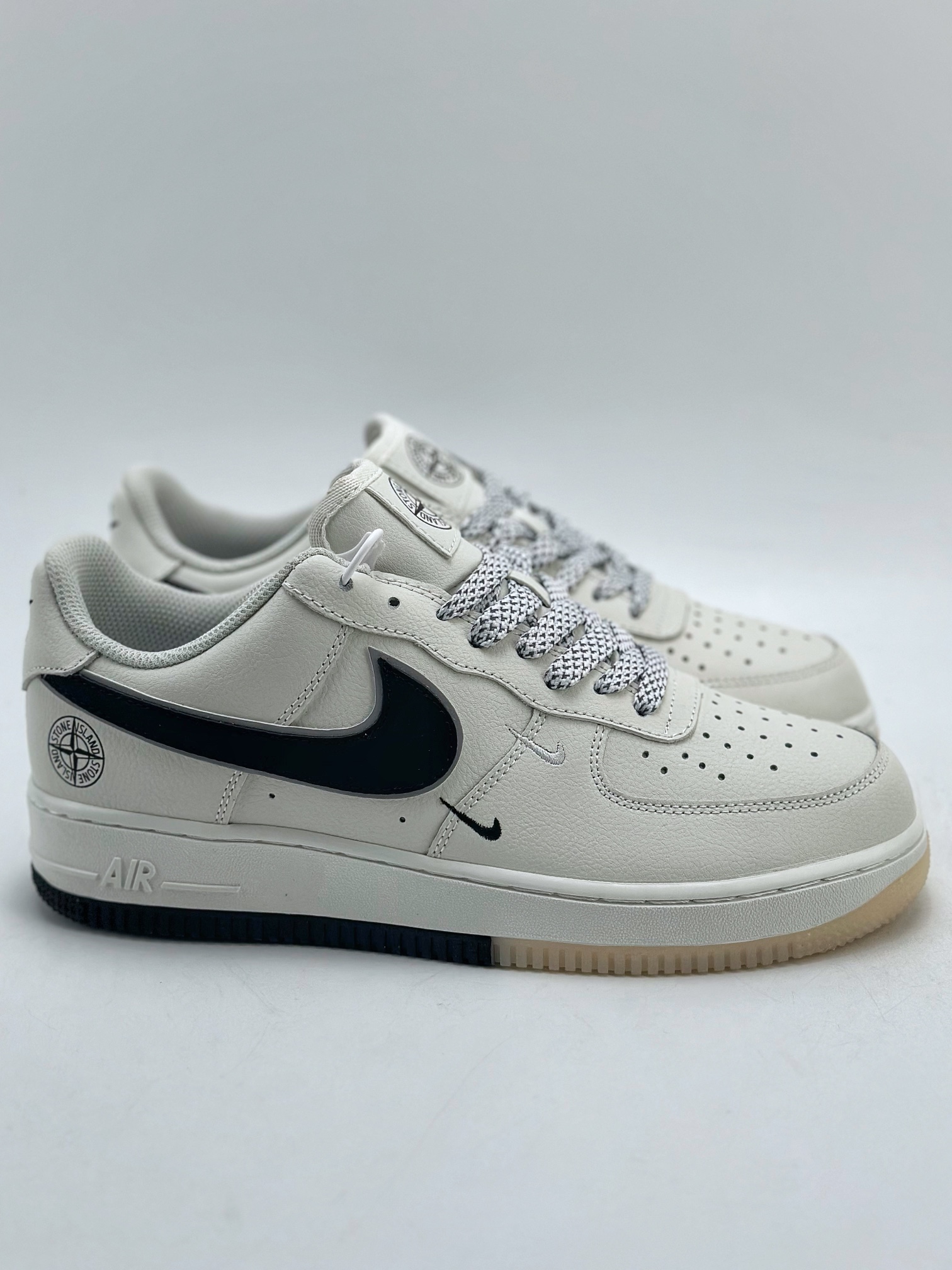 260 Nike Air Force 1 Low 07 白黑满天星 SL-240222