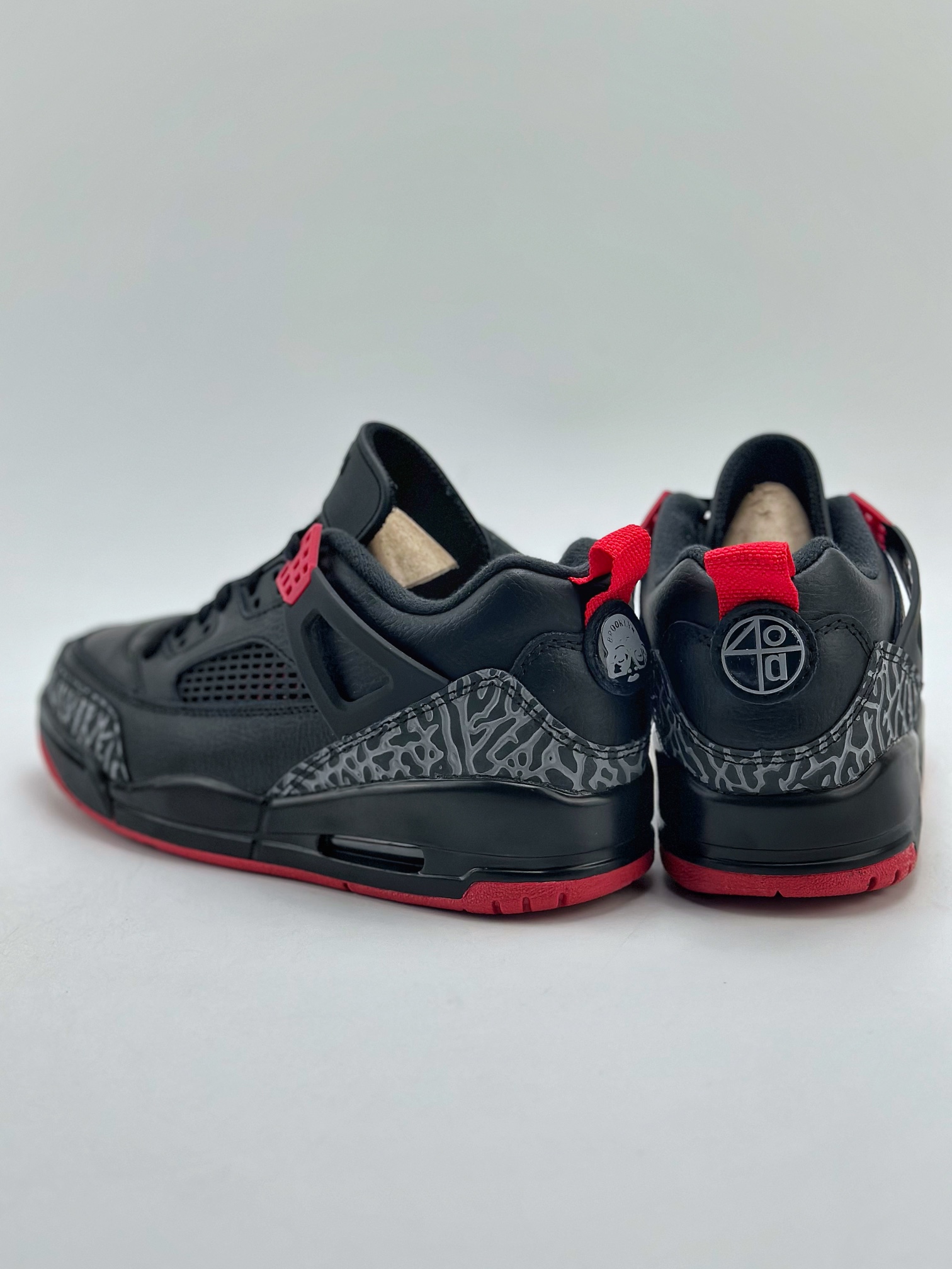 200 Air Jordan Spikize LOW CNY 乔丹3.5代 斯派克李 FQ1579-006