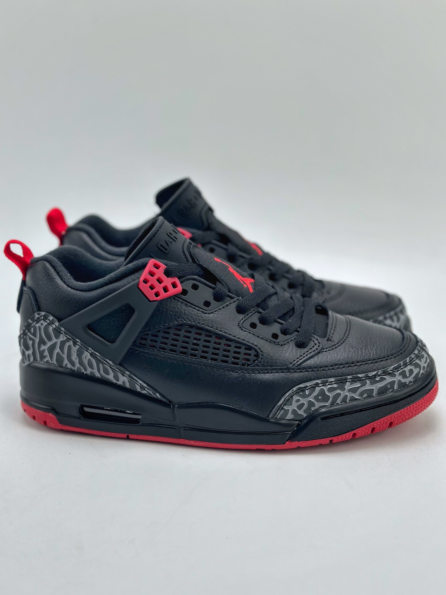 200 Air Jordan Spikize LOW CNY 乔丹3.5代 斯派克李 FQ1579-006