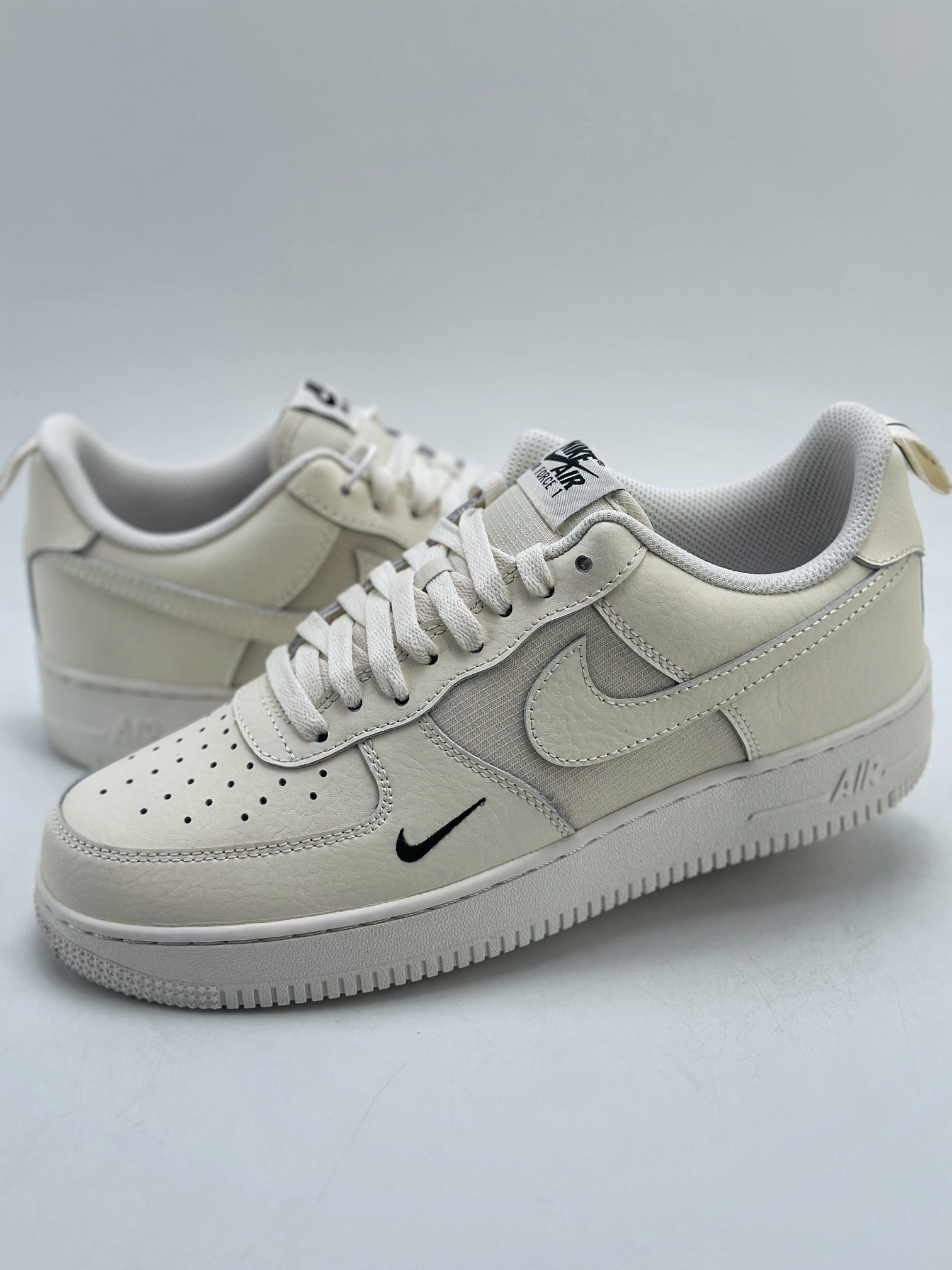 200 Nike Air Force 1 Low 07 白 FZ4625-100