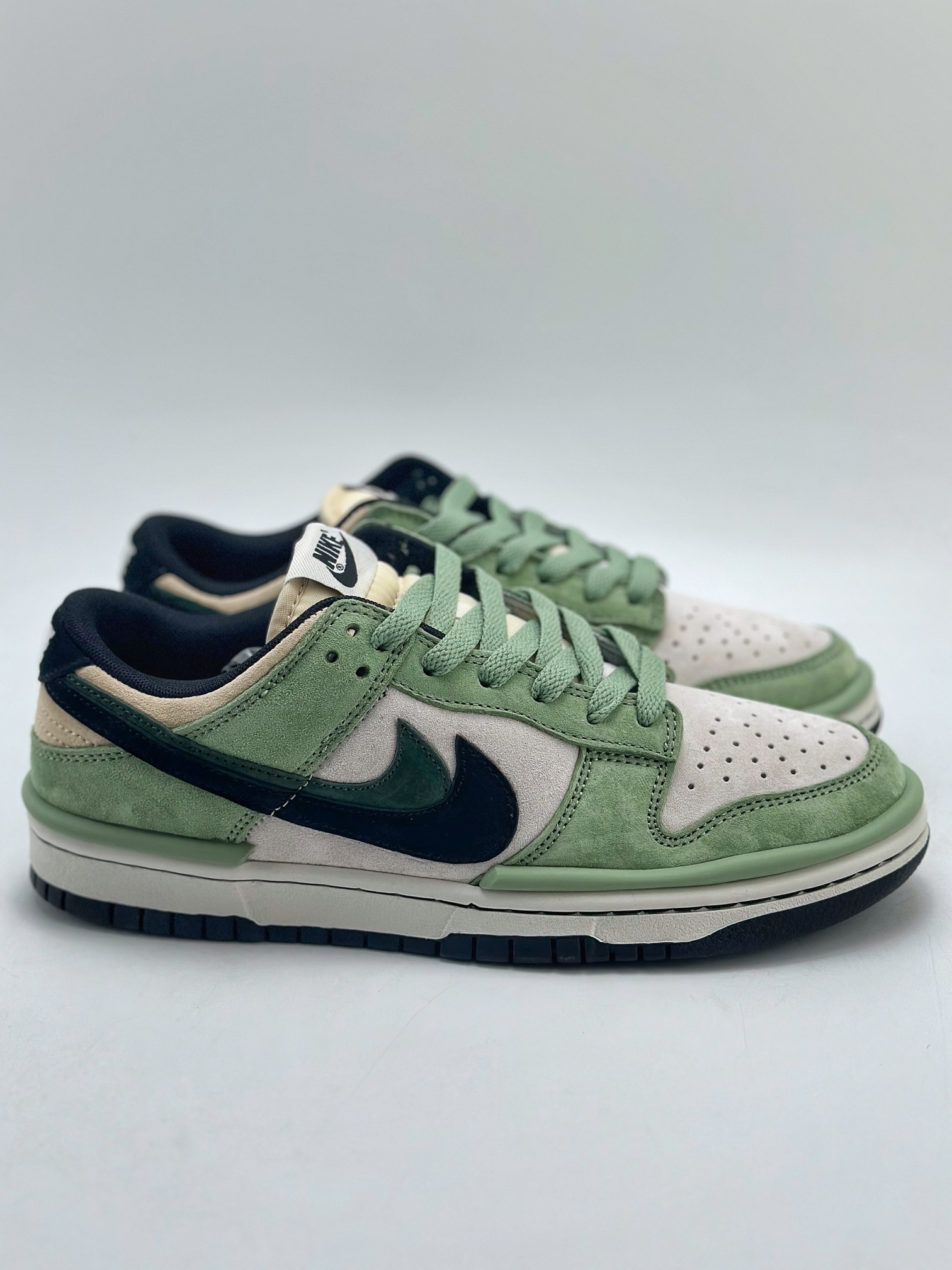 280 Nike SB Dunk Low 黑白绿 定制双勾 DZ2794-766