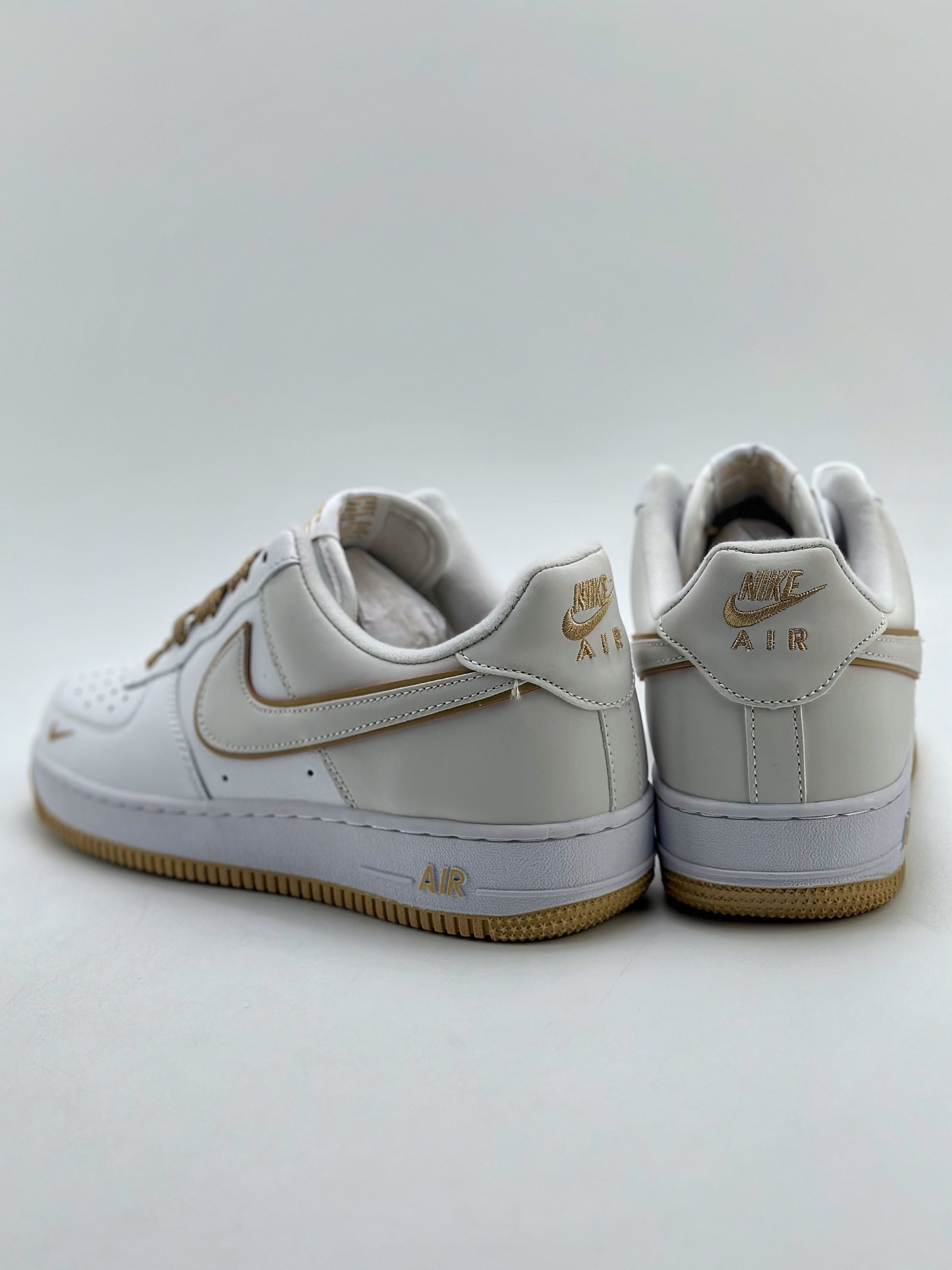 200 Nike Air Force 1 Low 07 白土黄满天星 YZ8115-004