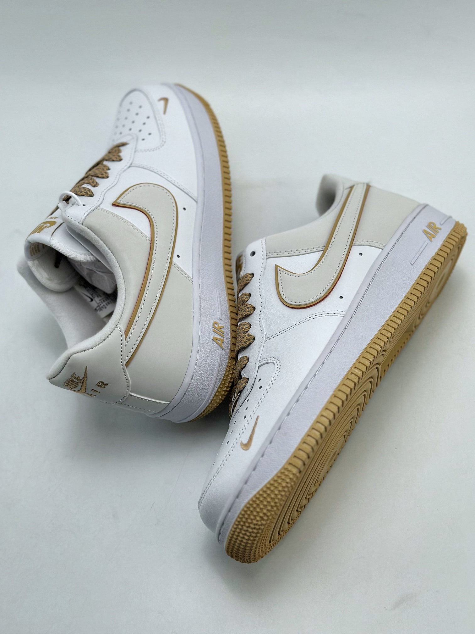 200 Nike Air Force 1 Low 07 白土黄满天星 YZ8115-004