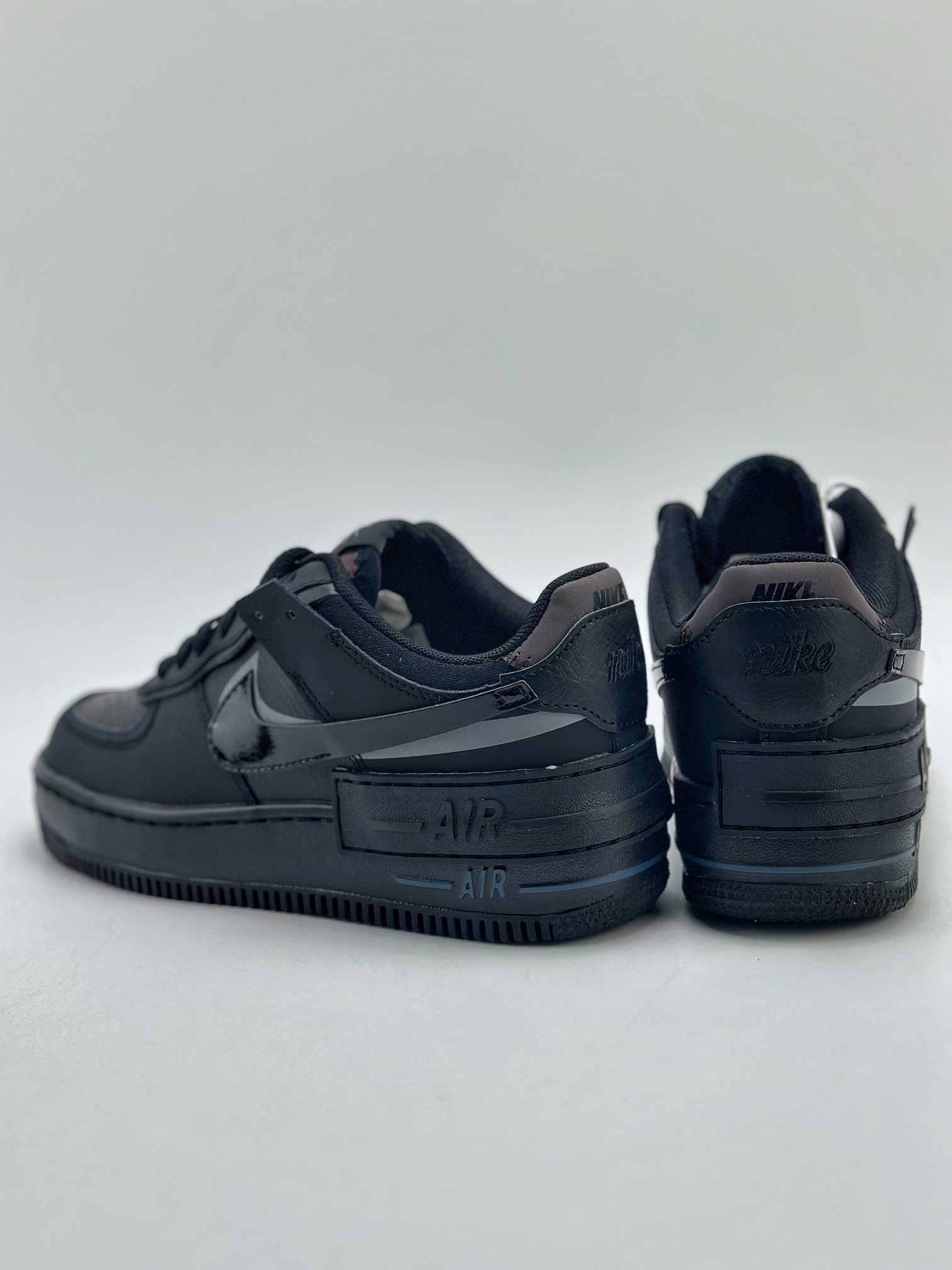 200 Nike Air Force 1 Low 07 Shadow 马卡龙 "Triple Black" 黑武士 FB7582-001