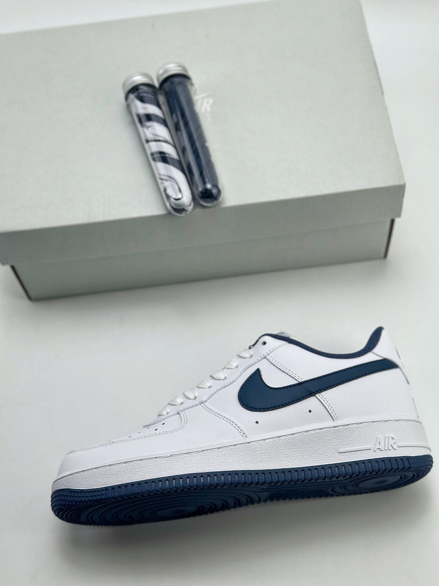 200 Nike Air Force 1 Low 07 白海军蓝 FV5948-104