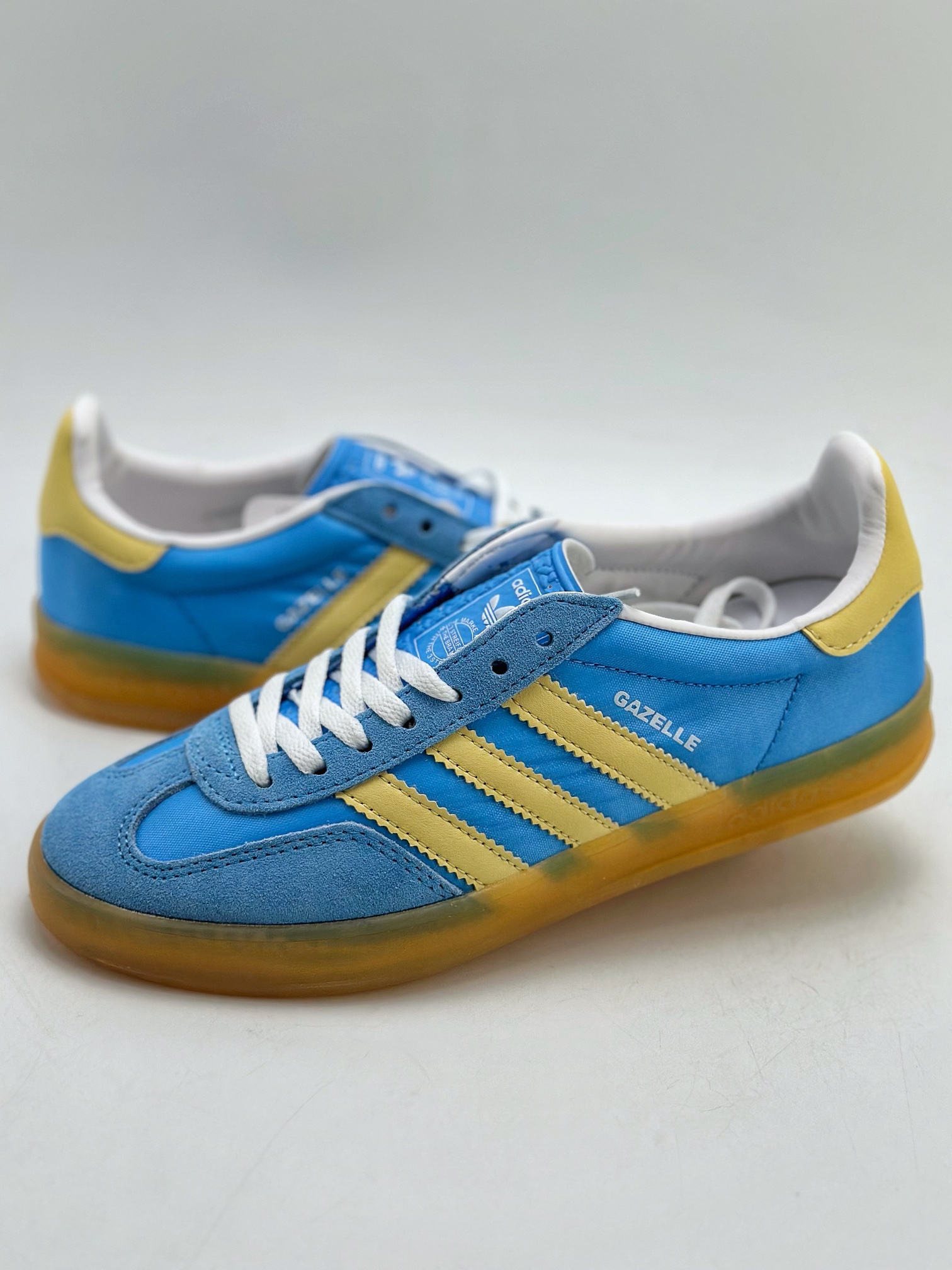 200 adidas Originals Gazelle INdoor 三叶草休闲防滑耐磨低帮板鞋 IE2960